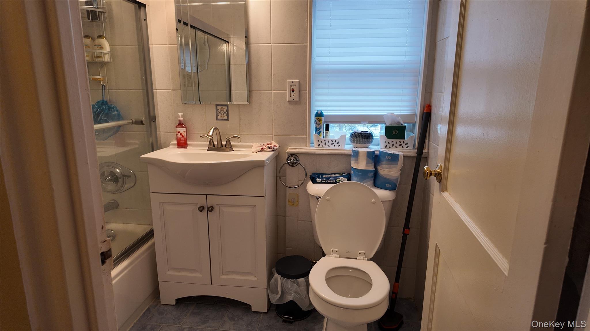 #17 photo, 93 Whitman Road, Yonkers , NY 10710