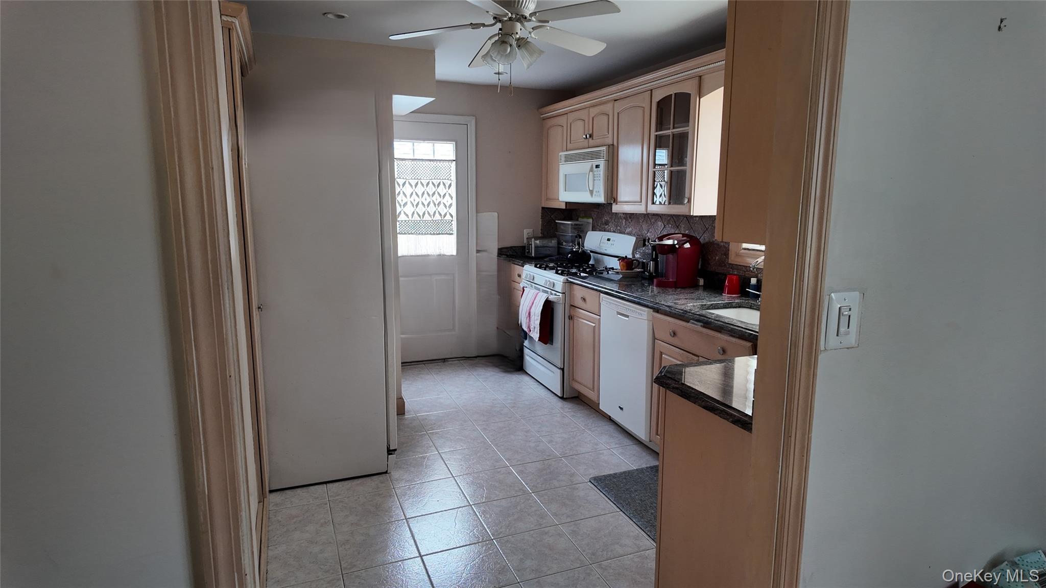 #4 photo, 93 Whitman Road, Yonkers , NY 10710