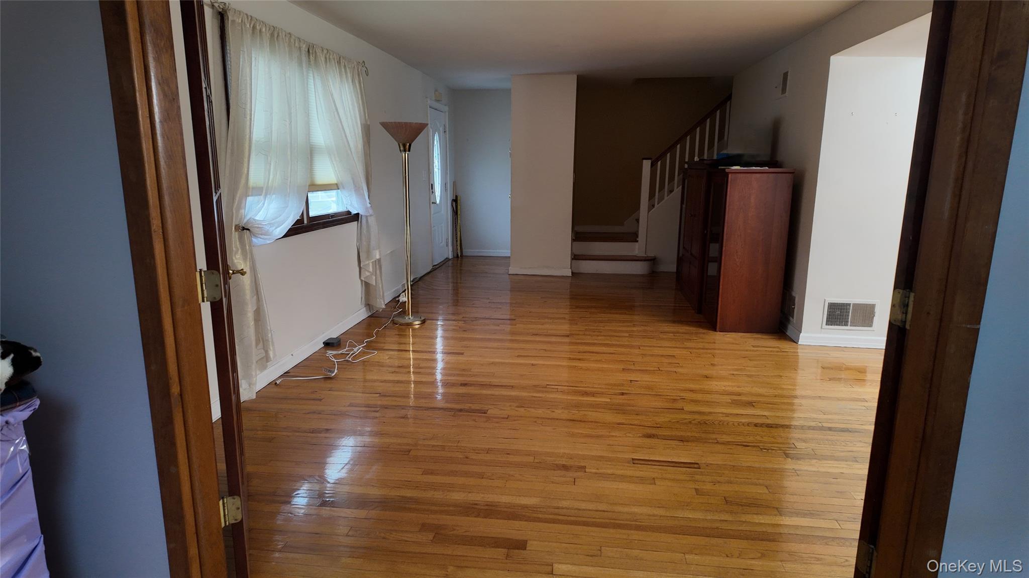 #8 photo, 93 Whitman Road, Yonkers , NY 10710