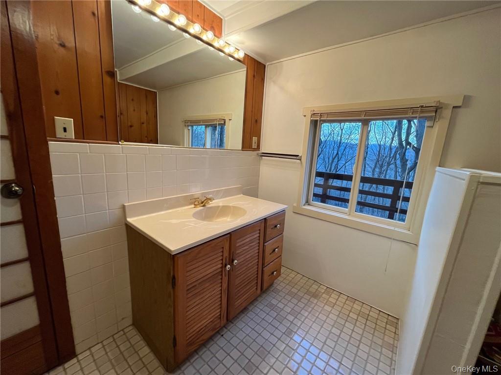 #7 photo, 85 Paulding Drive, Chappaqua , NY 10514