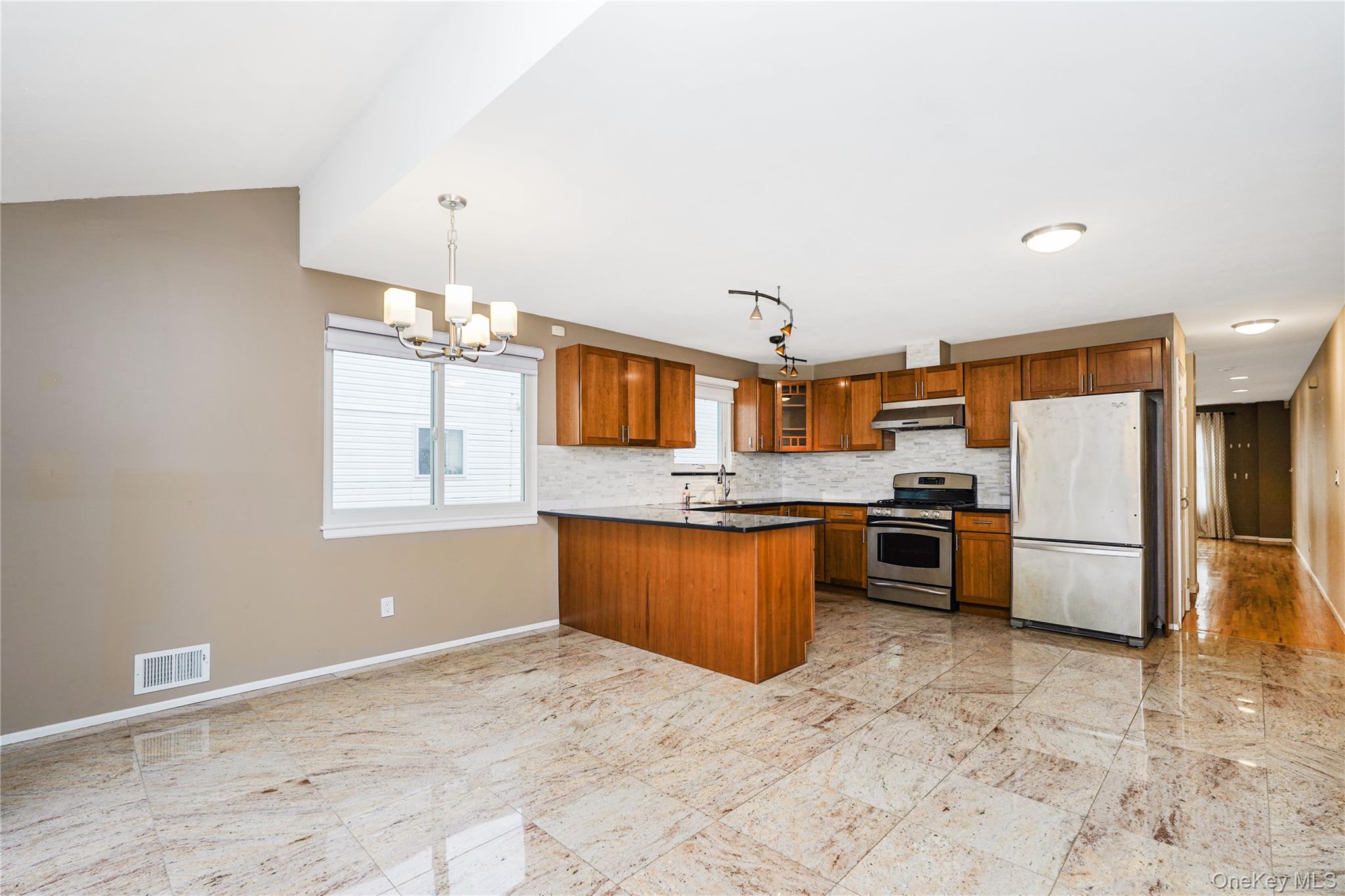 #12 photo, 111 Elmbank Street, Staten Island , NY 10312