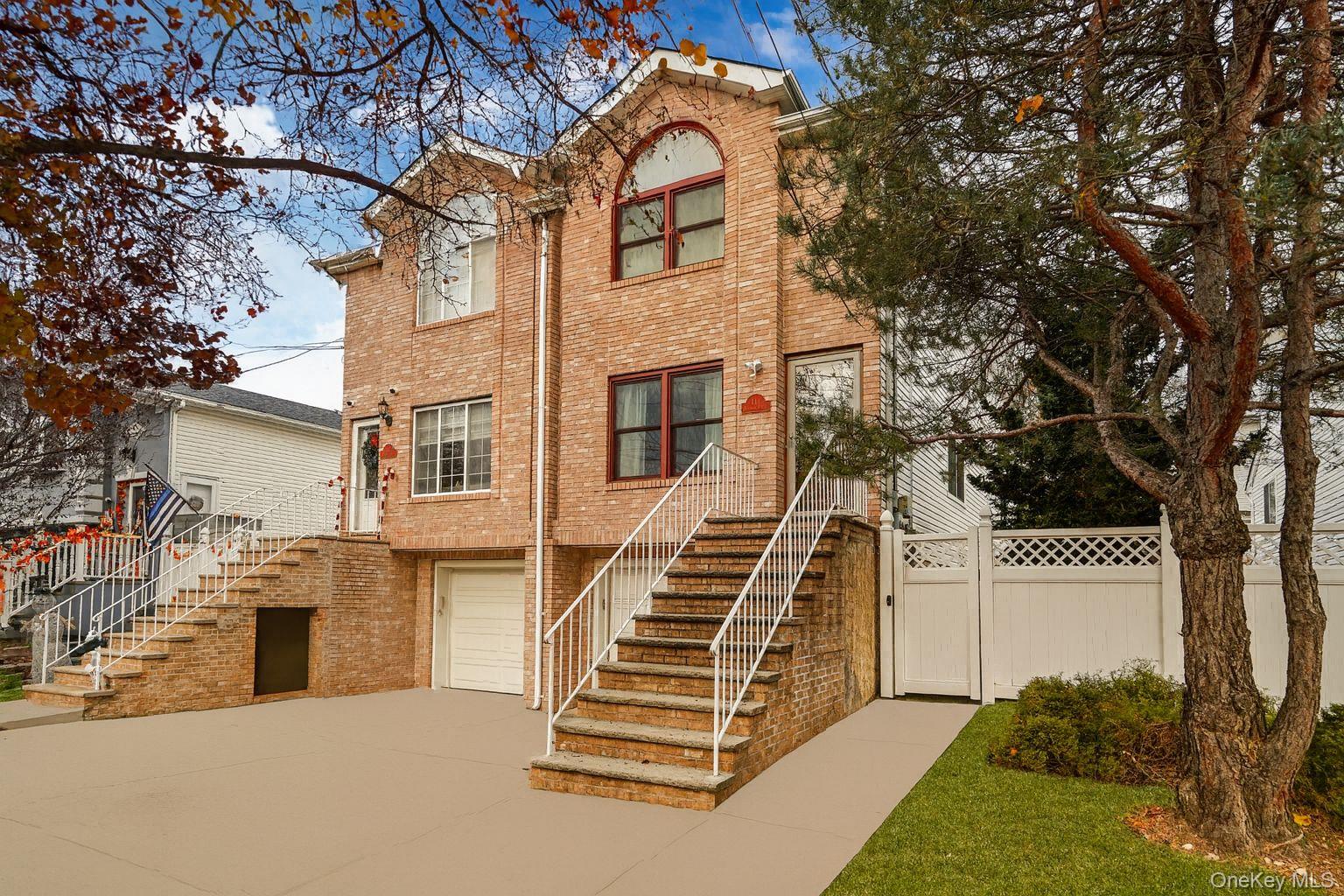 #2 photo, 111 Elmbank Street, Staten Island , NY 10312