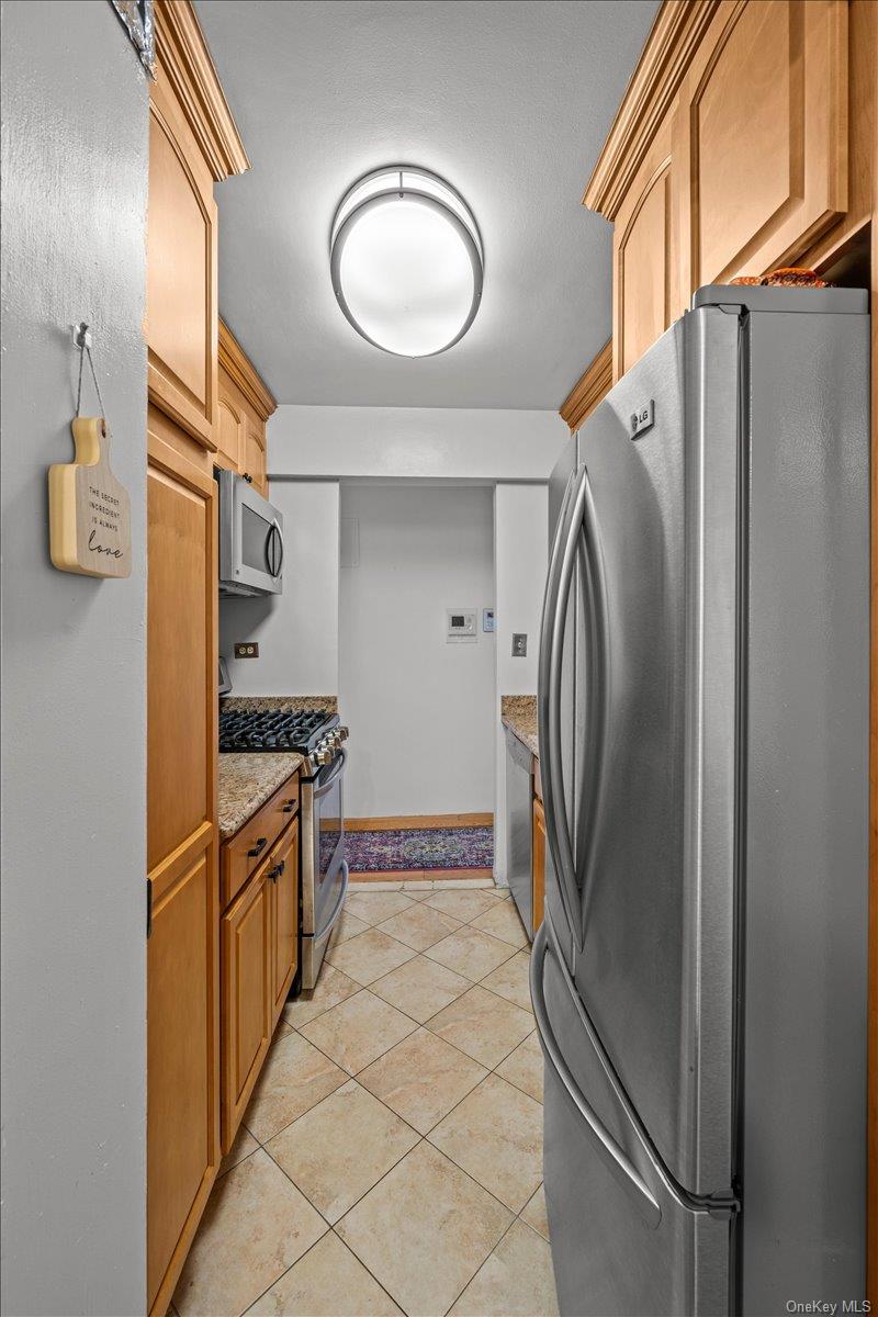 #9 photo, 3030 Johnson Avenue, הברונקס Bronx , NY 10463