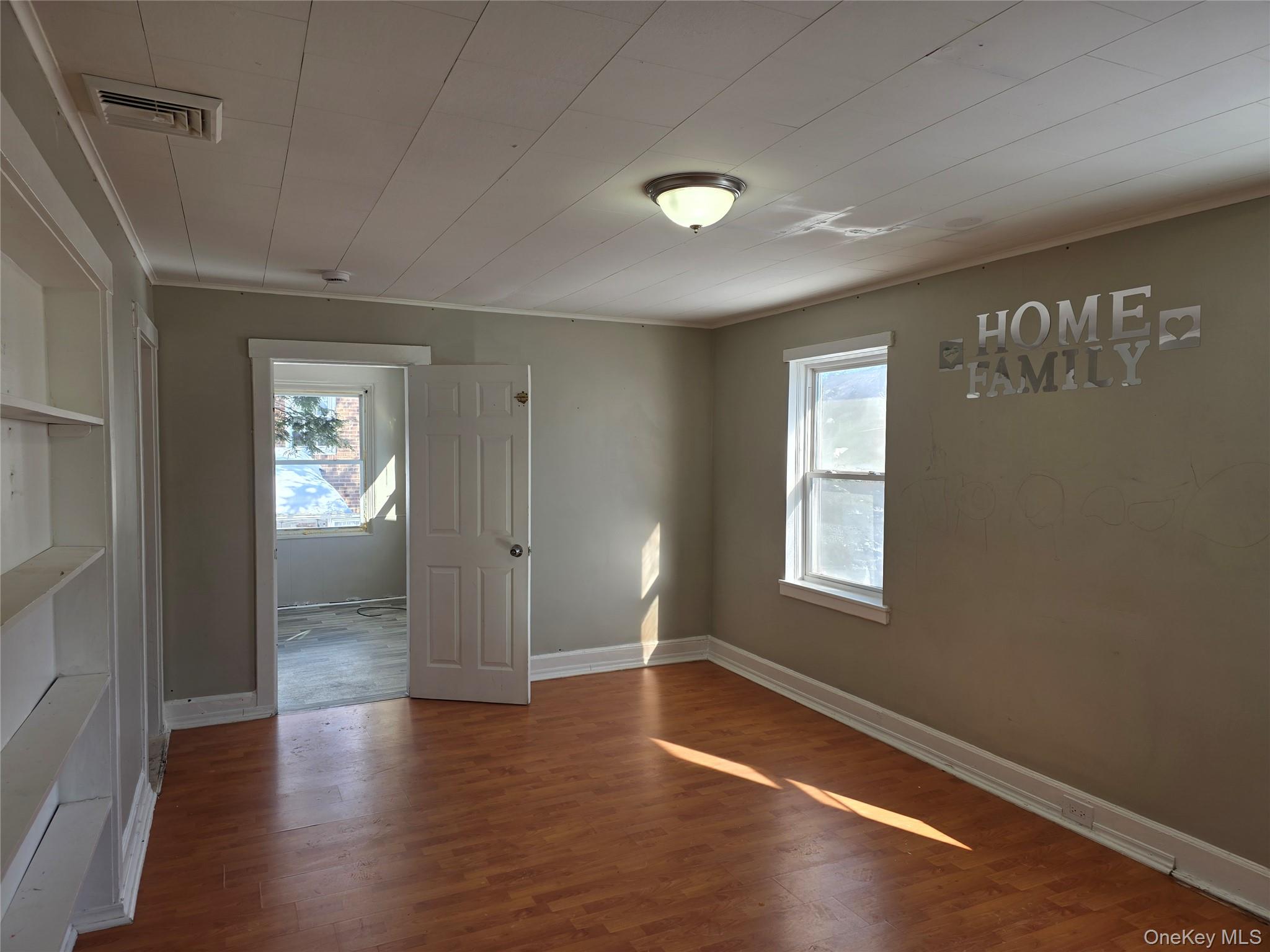 #11 photo, 135 Fullerton Avenue, Newburgh , NY 12550