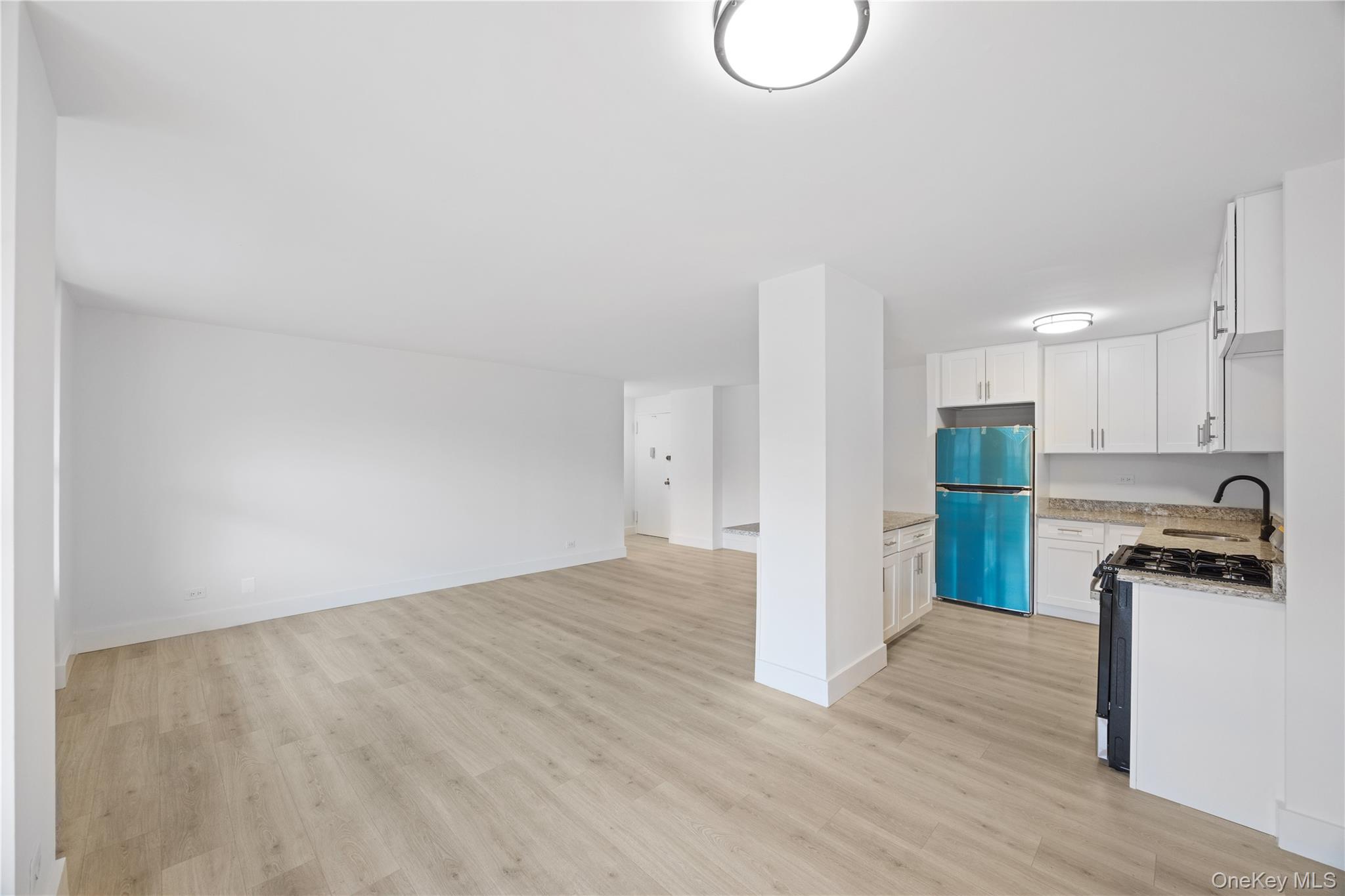 #16 photo, 2550 Olinville Avenue, 브롱크스 Bronx , NY 10467