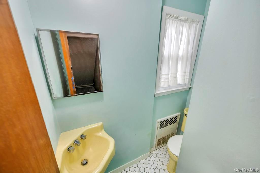 #18 photo, 441 Roslyn Road, מחוז נסאו East Williston , NY 11596