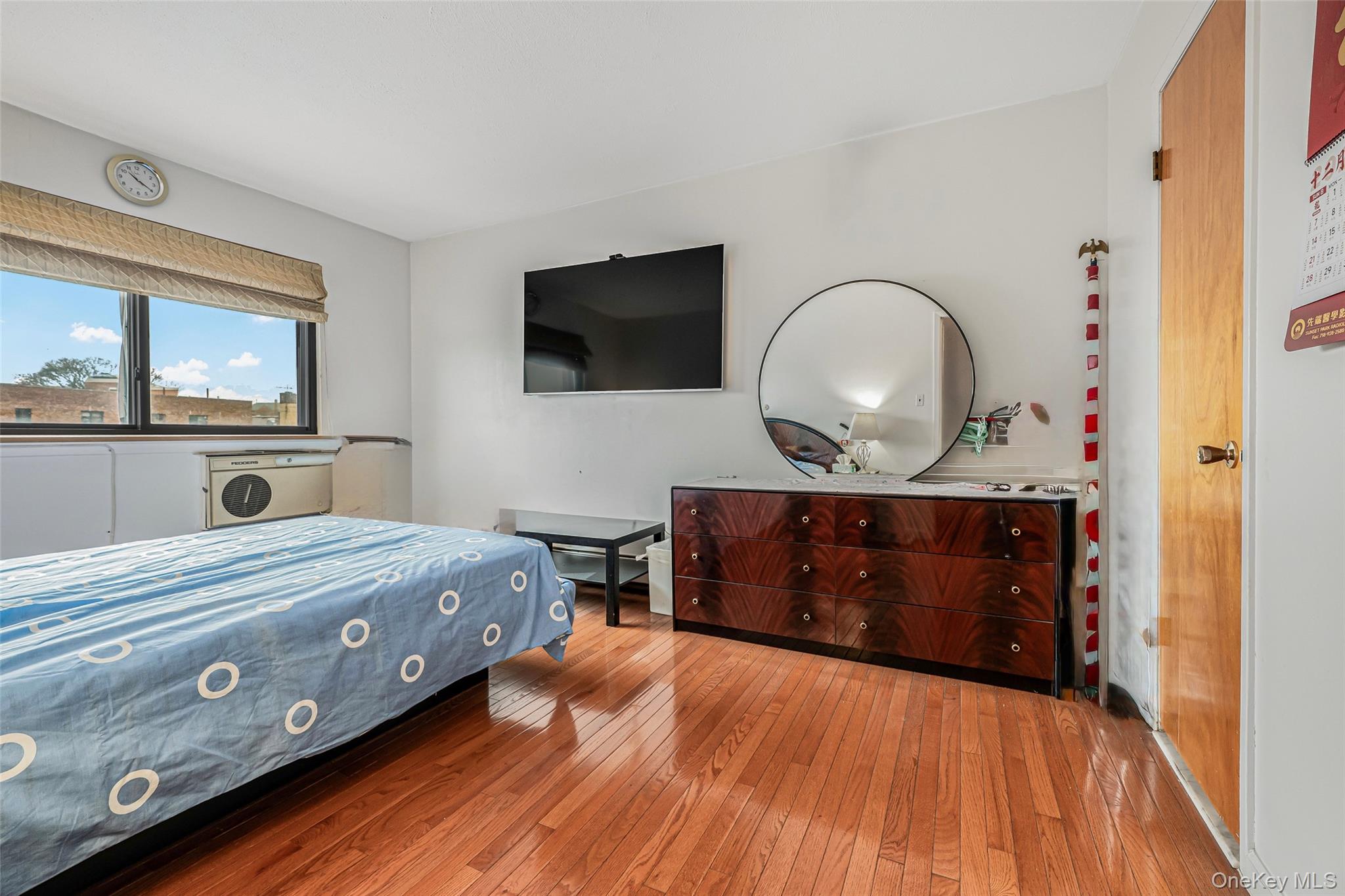 #17 photo, 7449 Calamus Avenue, كوينز Elmhurst , NY 11373