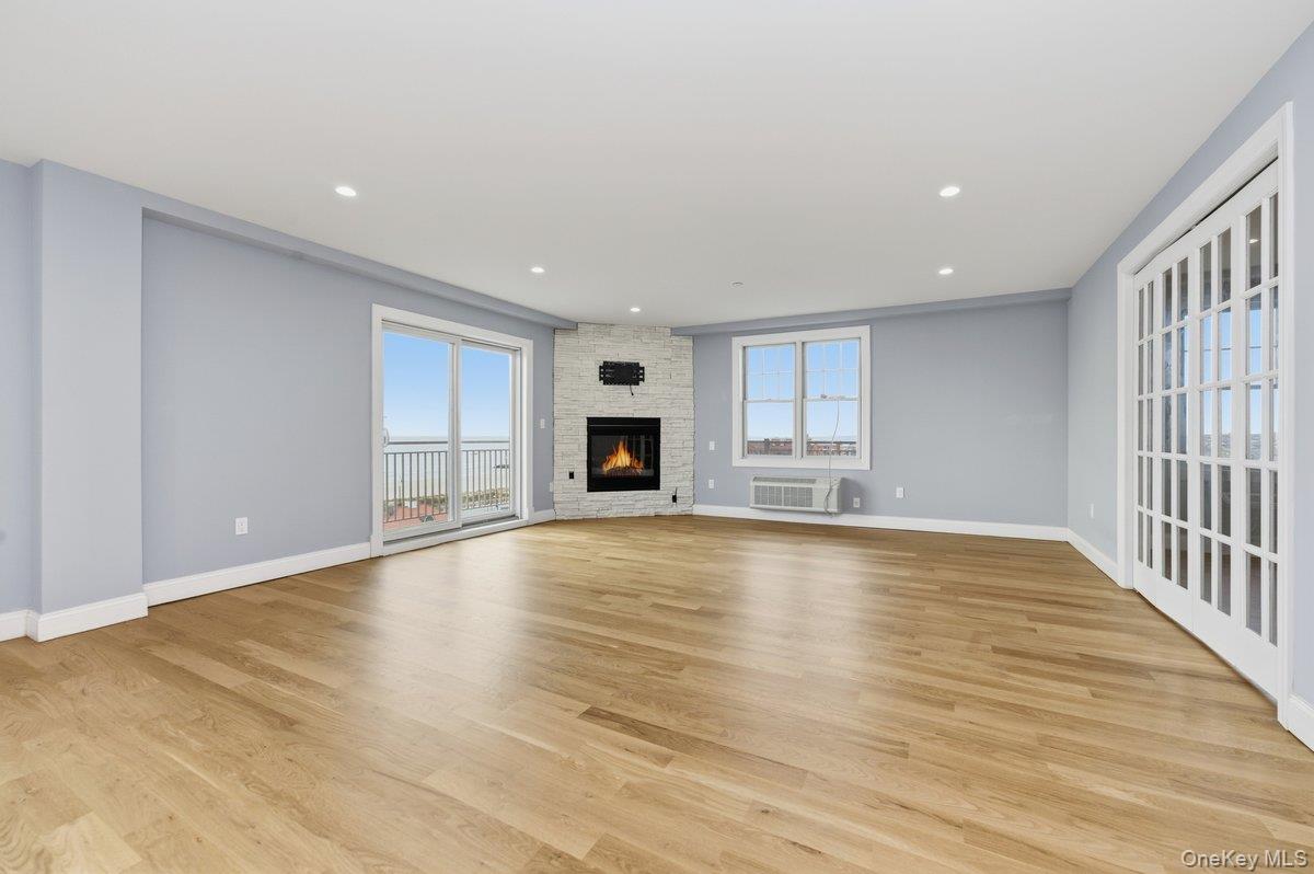 #11 photo, 661 W Broadway, 长岛 长滩 Long Beach , NY 11561