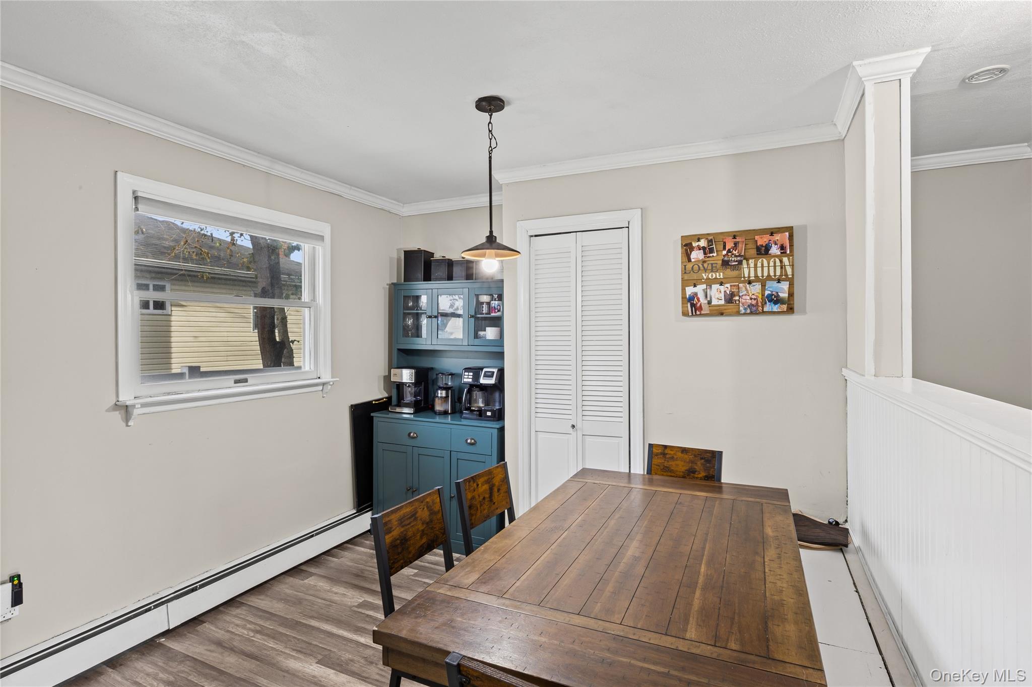 #10 photo, 398 Concord Avenue, Lindenhurst , NY 11757