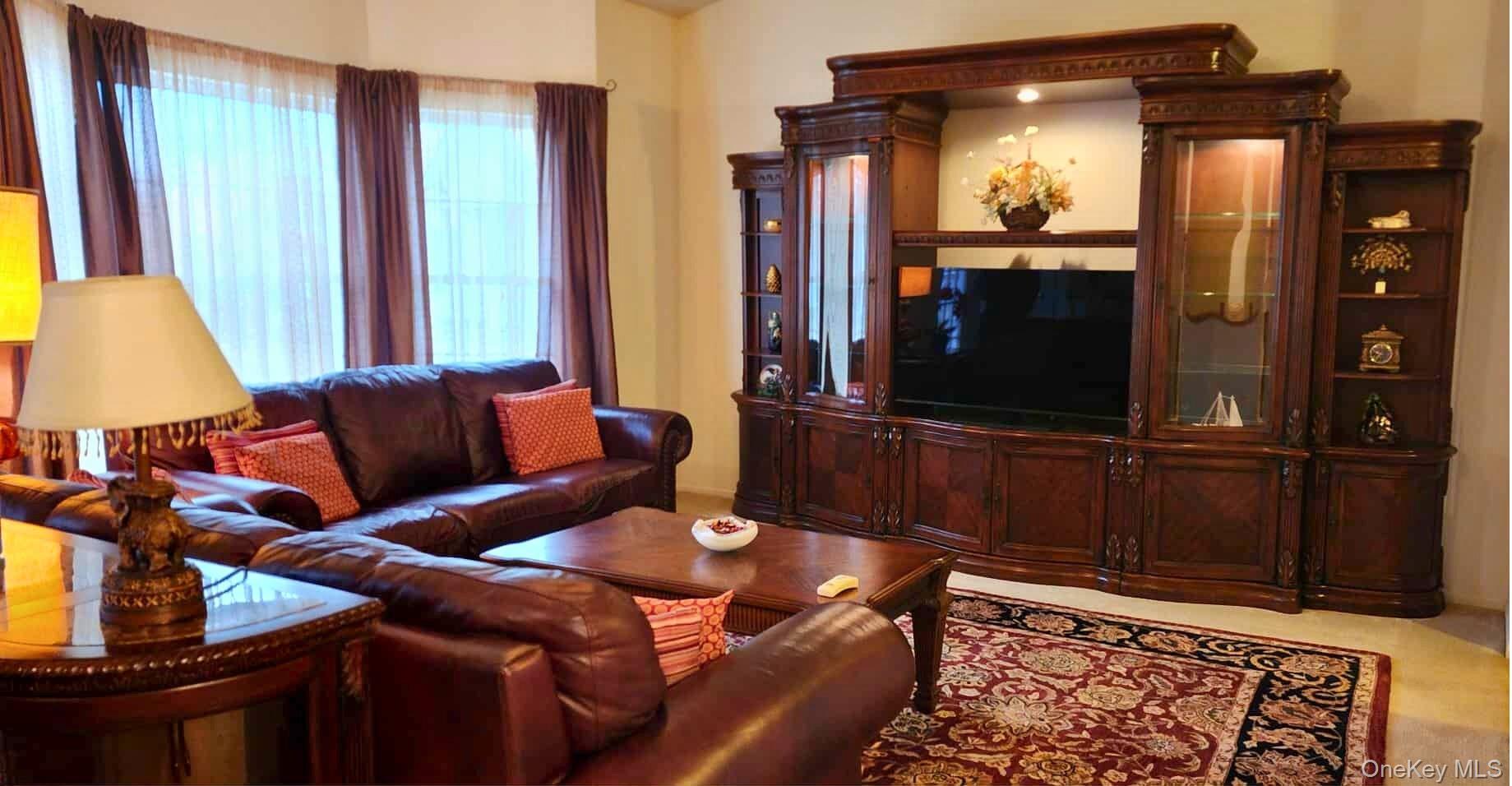 #3 photo, 512 Narragansett Villas Drive, Lindenhurst , NY 11757