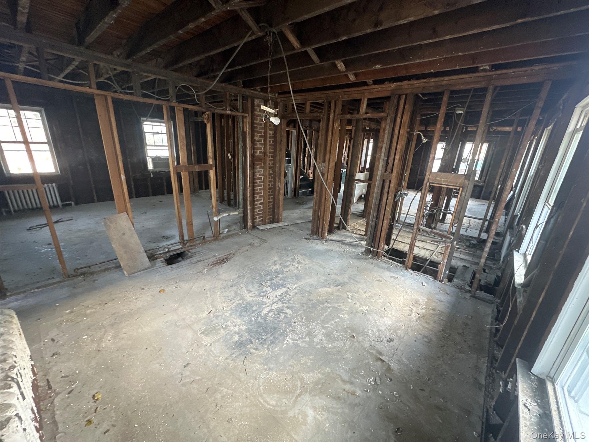 #11 photo, 205 Sheridan Boulevard, Inwood , NY 11096