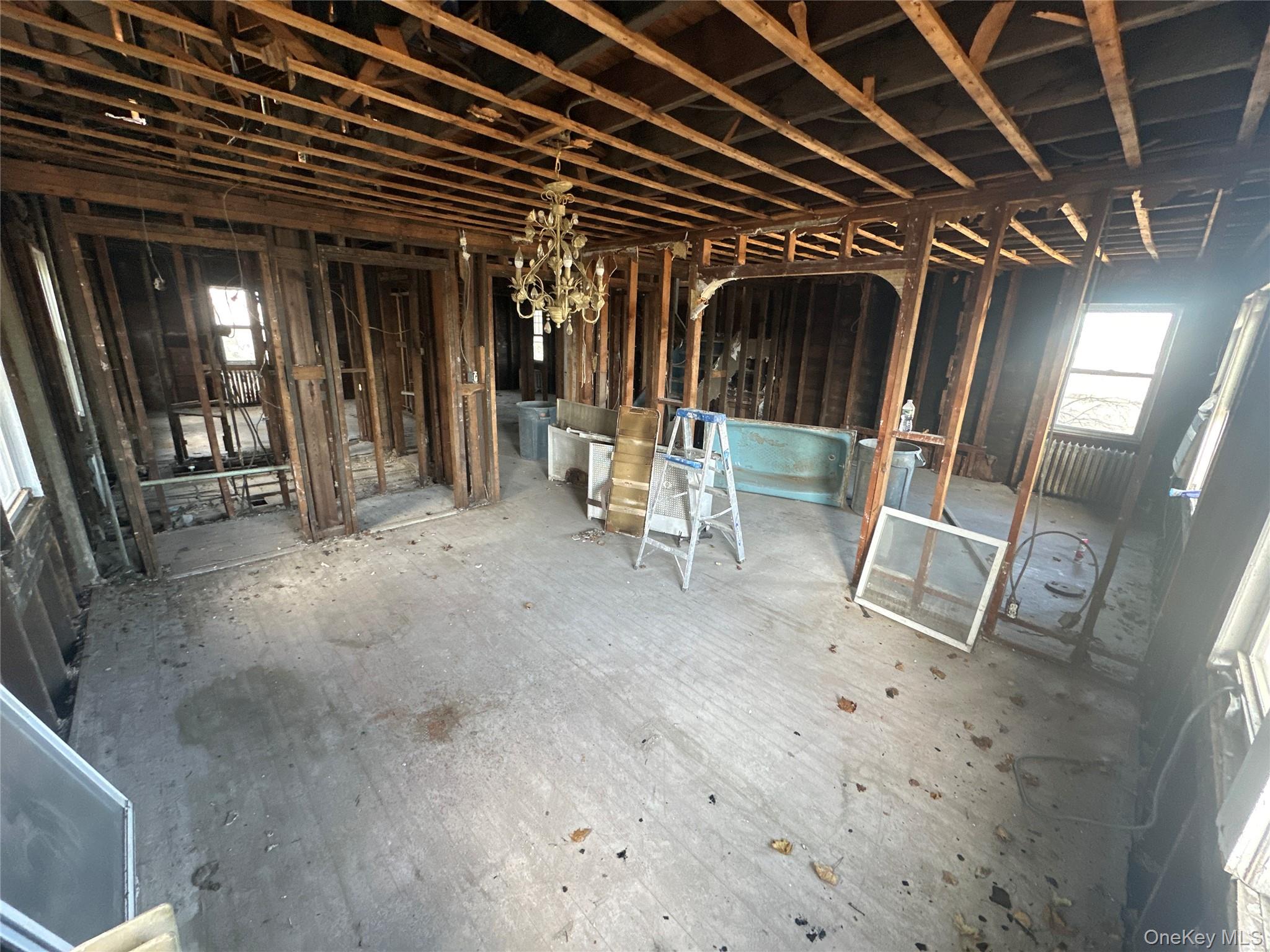 #13 photo, 205 Sheridan Boulevard, Inwood , NY 11096