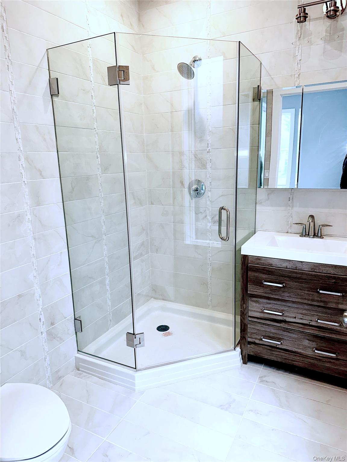 #11 photo, 61 Orchard Beach Boulevard, Port Washington , NY 11050