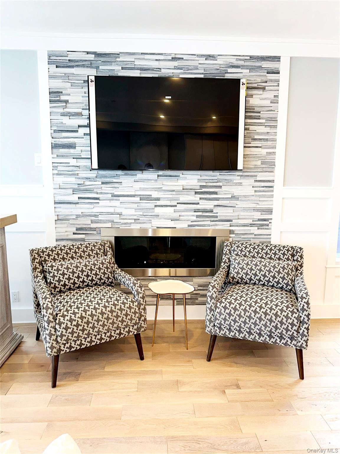 #6 photo, 61 Orchard Beach Boulevard, Port Washington , NY 11050