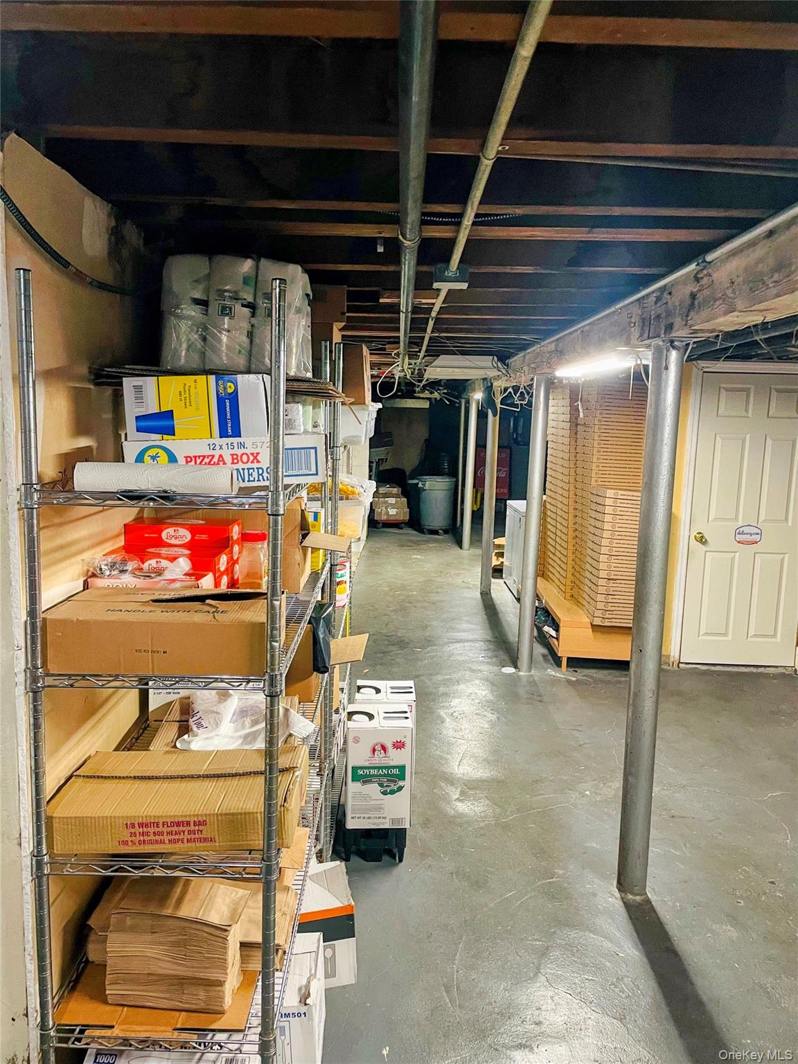 #9 photo, 81-13 Northern Boulevard, קווינס Jackson Heights , NY 11372