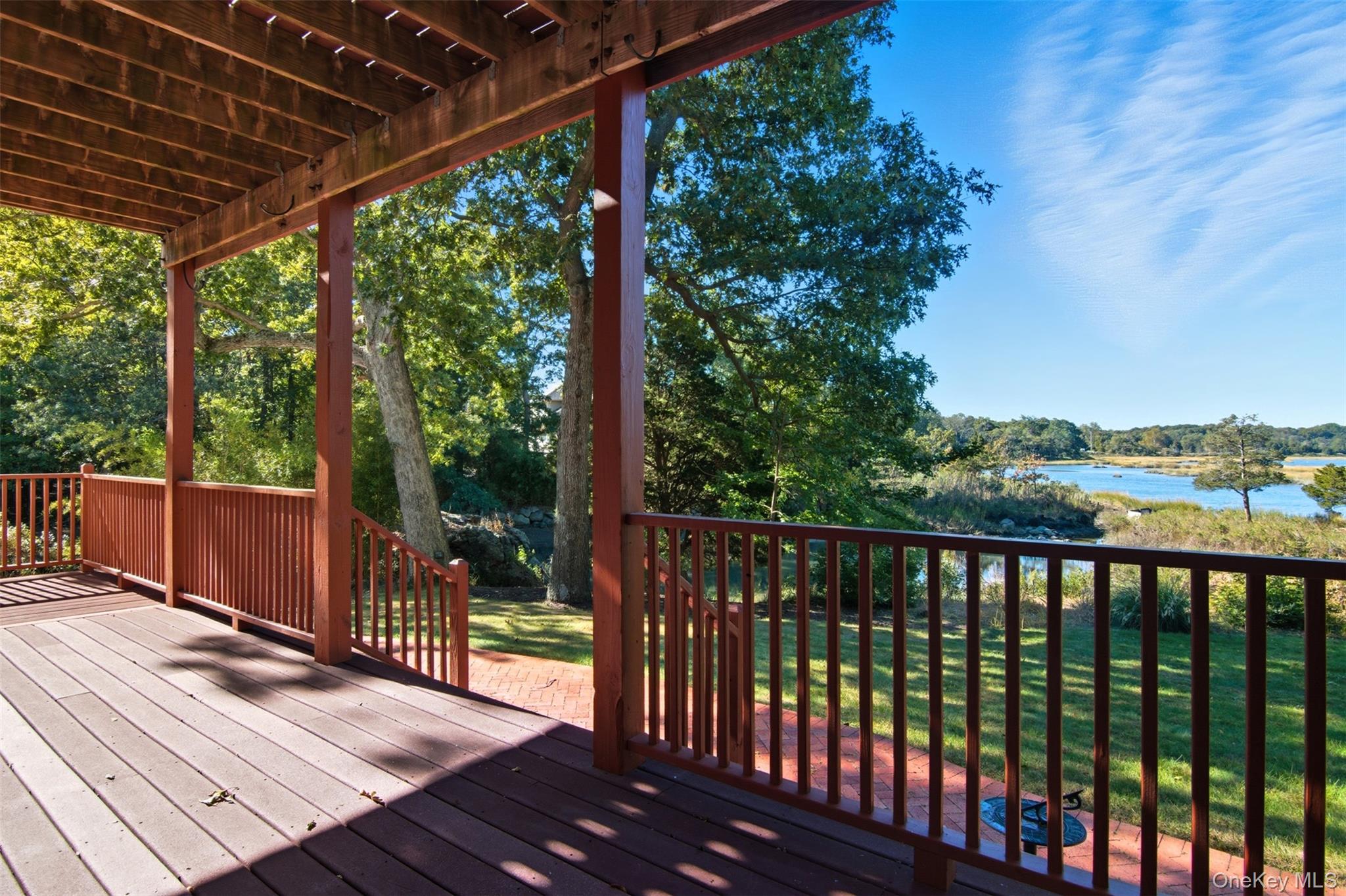 #11 photo, 22 Flax Pond Woods Road, 东长岛 Setauket , NY 11733