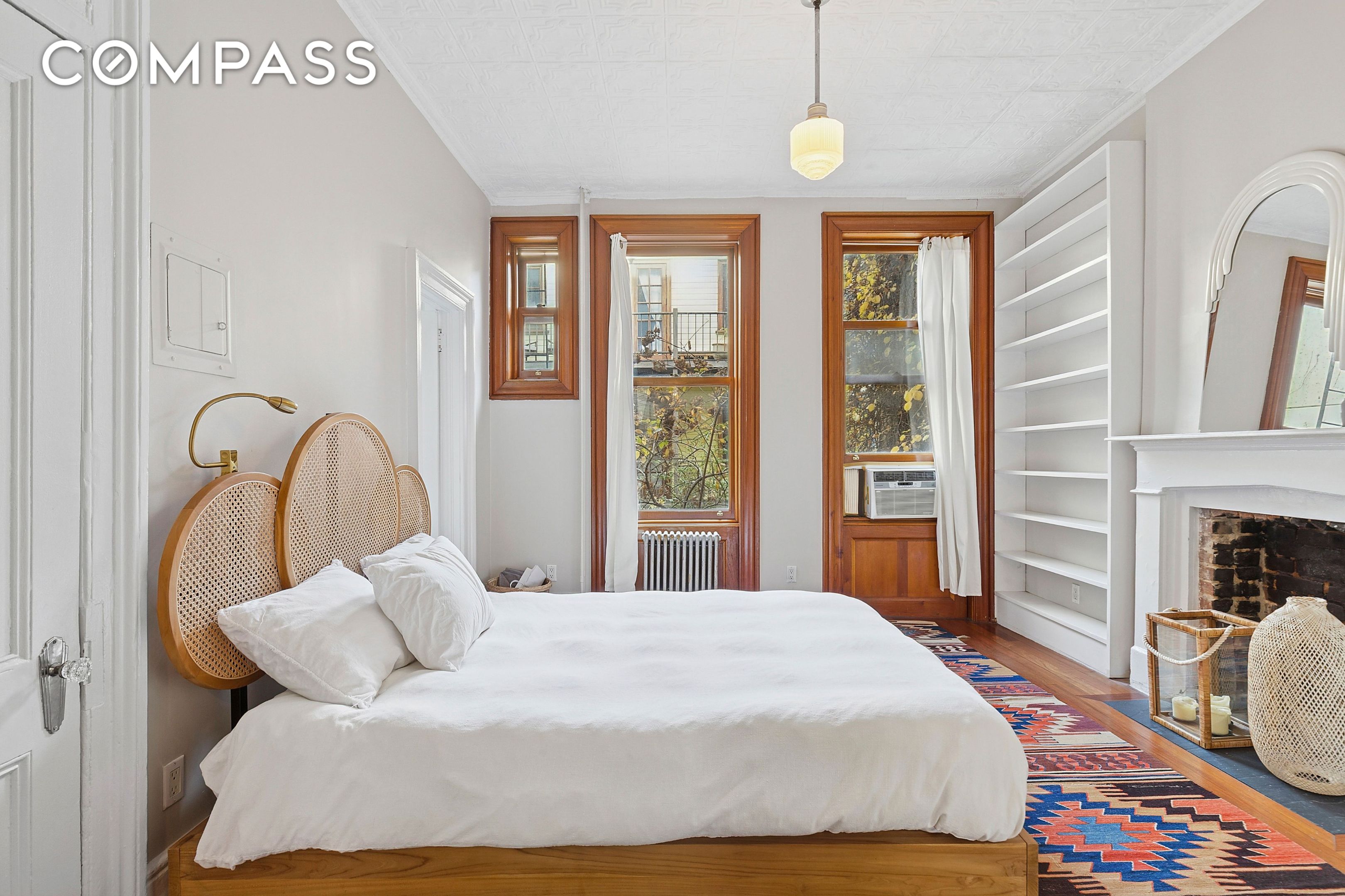 #3 photo, Brooklyn, Williamsburg , NY 11249