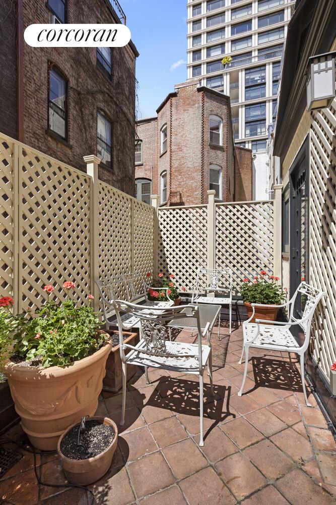 #9 photo, 148 E END Avenue, Yorkville , NY 10028