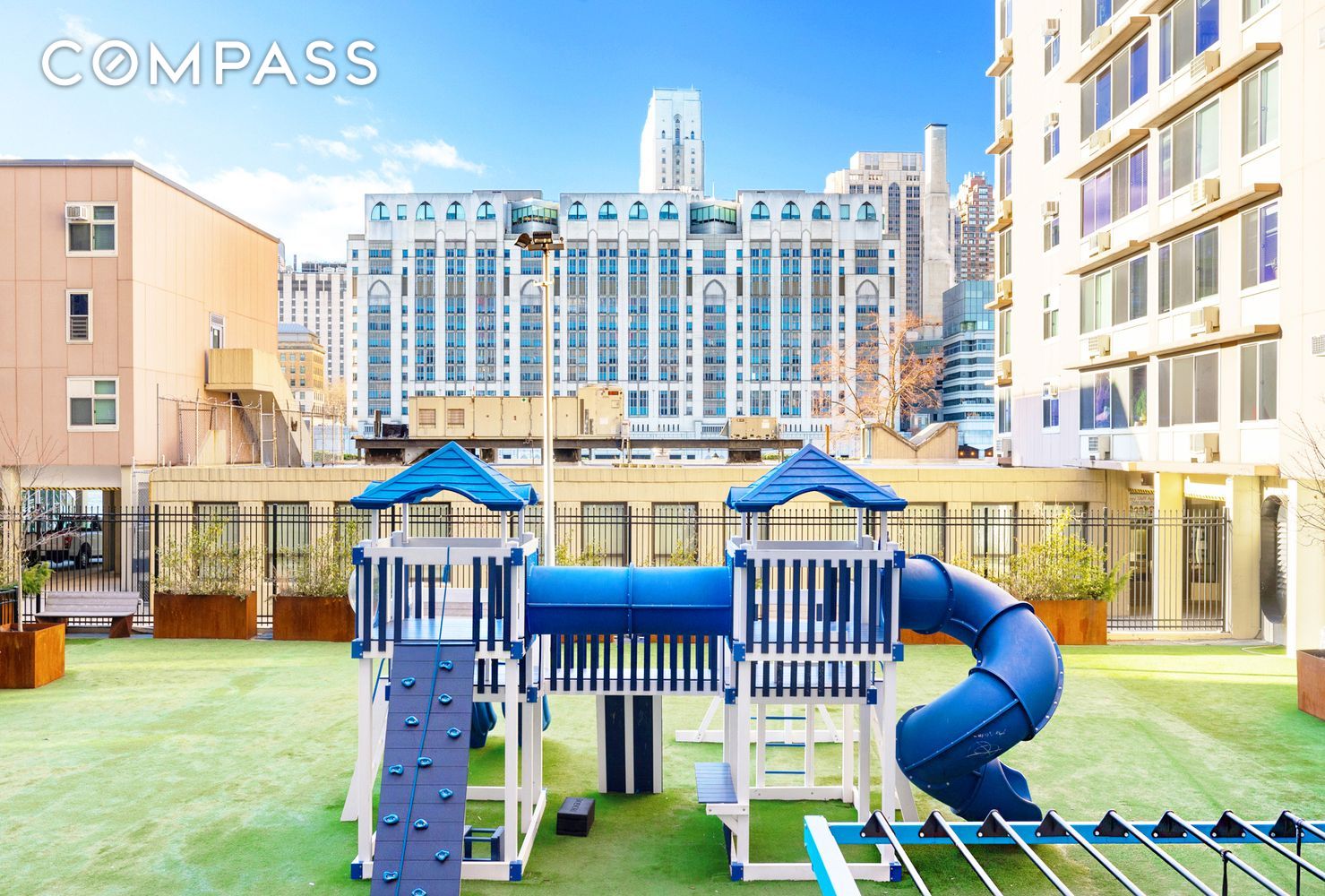 #16 photo, 555 Main Street, Roosevelt Island , NY 10044