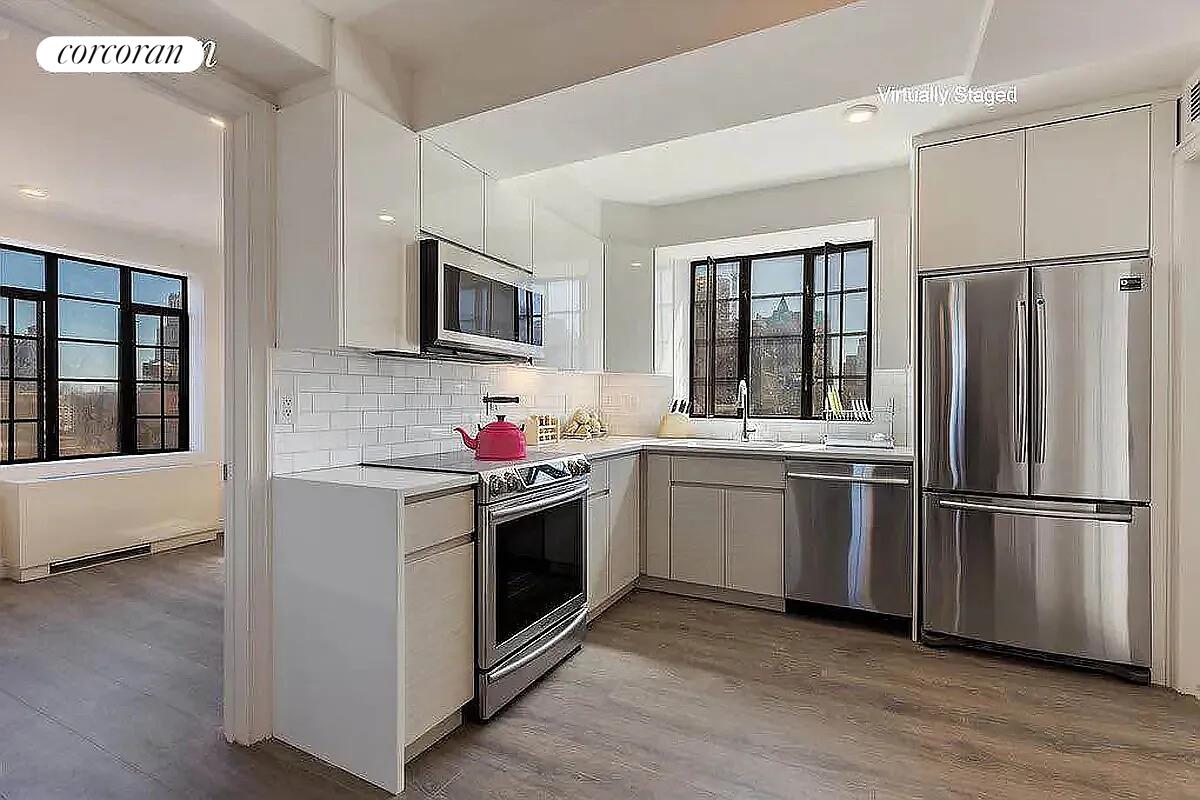 #1 photo, 2 PIERREPONT Street, Brooklyn Heights , NY 11201