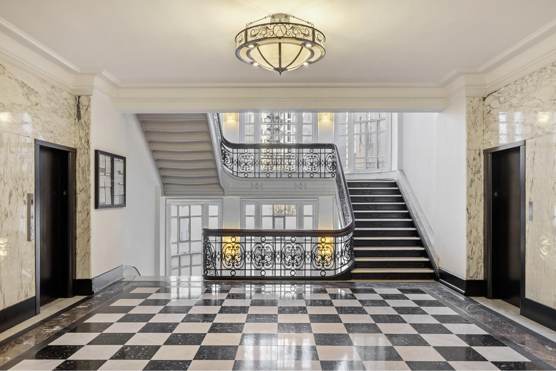 #16 photo, 2109 BROADWAY, Upper West Side , NY 10023