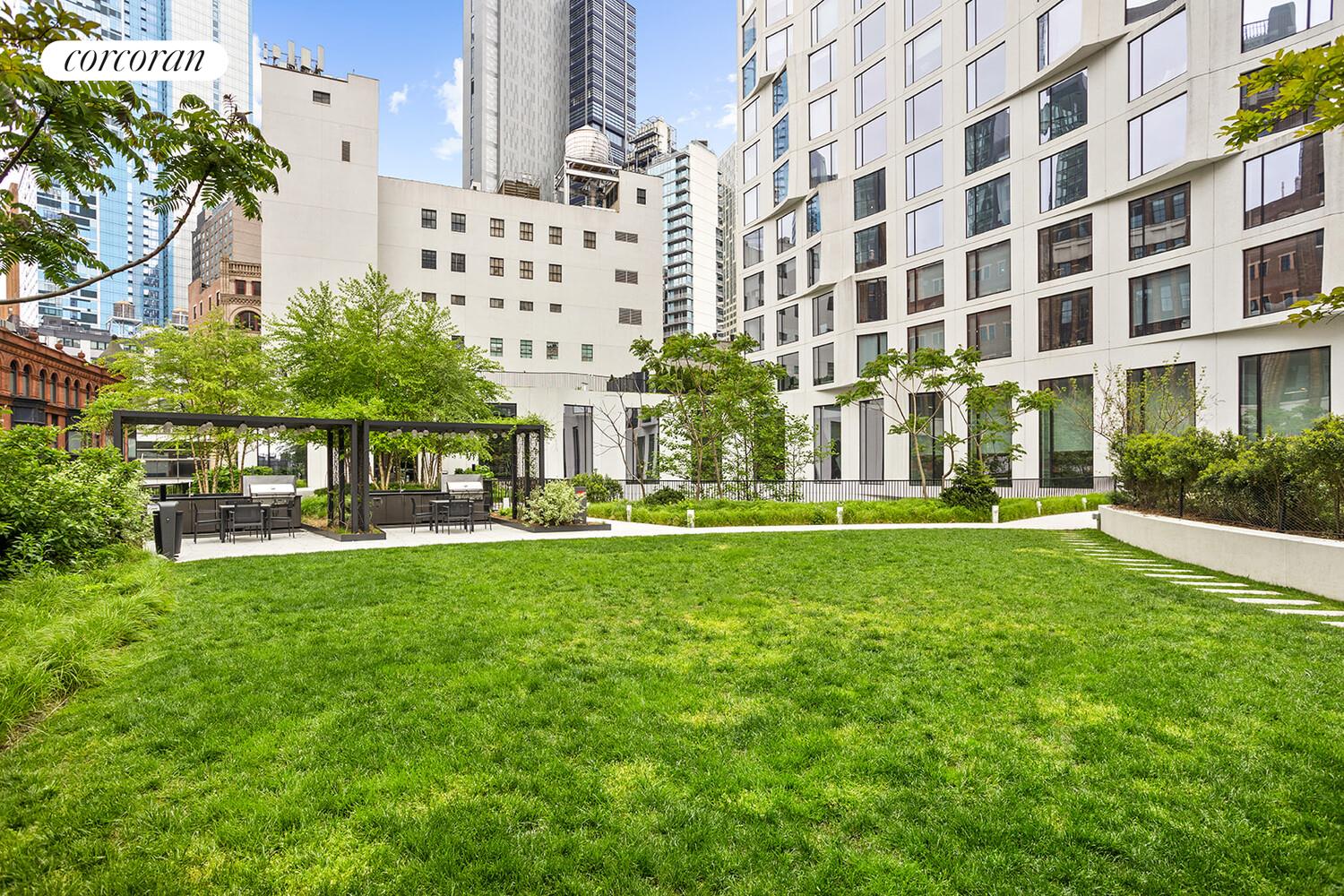 #14 photo, 11 HOYT Street, Downtown Brooklyn , NY 11201