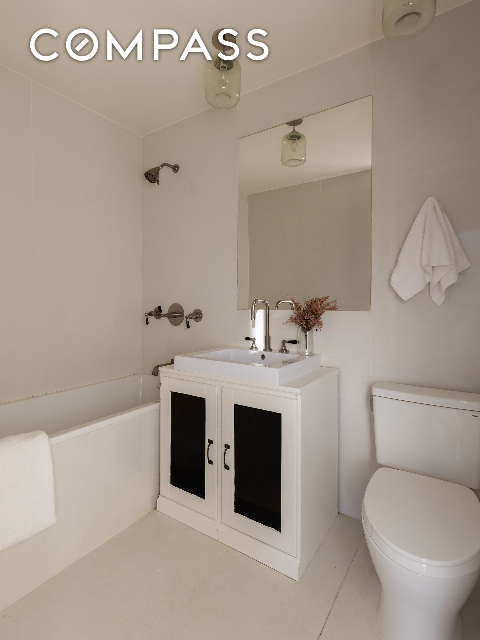 #10 photo, 84 Forsyth Street, Lower East Side , NY 10002