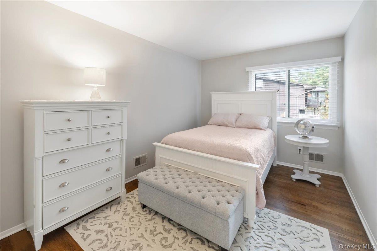 #19 photo, 107 Tennyson Drive, Nanuet , NY 10954