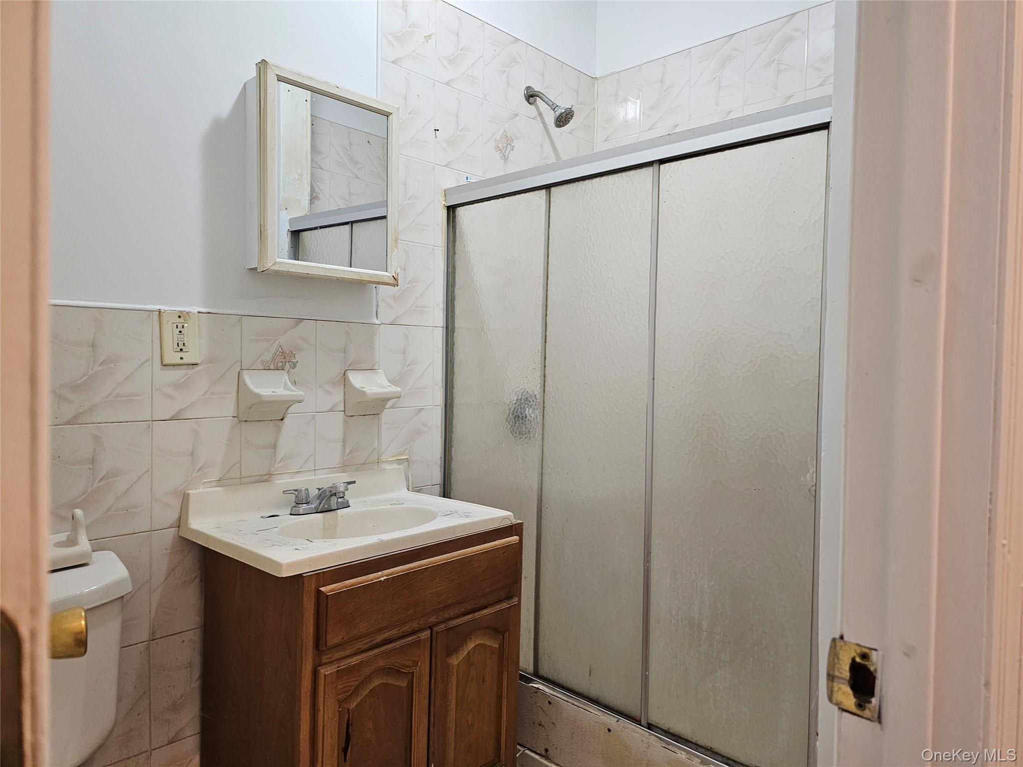 #12 photo, 1333 Chisholm Street, Bronx , NY 10459