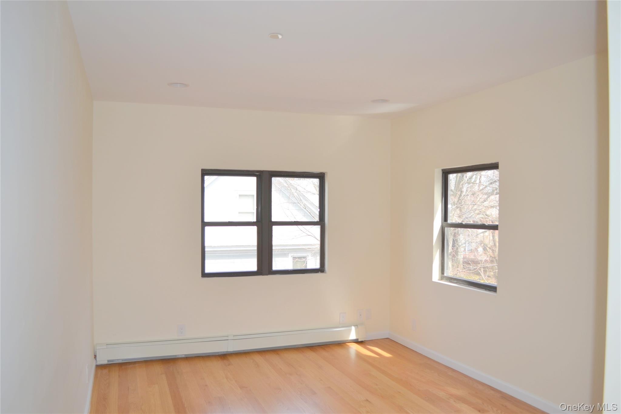 #13 photo, 3 Sherman Avenue, Mount Vernon , NY 10552