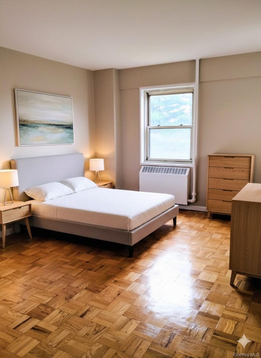 #5 photo, 3 Fordham Hill Oval, 브롱크스 Bronx , NY 10468