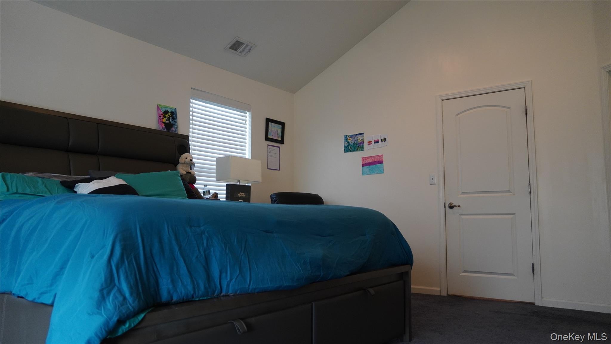 #16 photo, 1402 Hawthorn Way, New Windsor , NY 12553