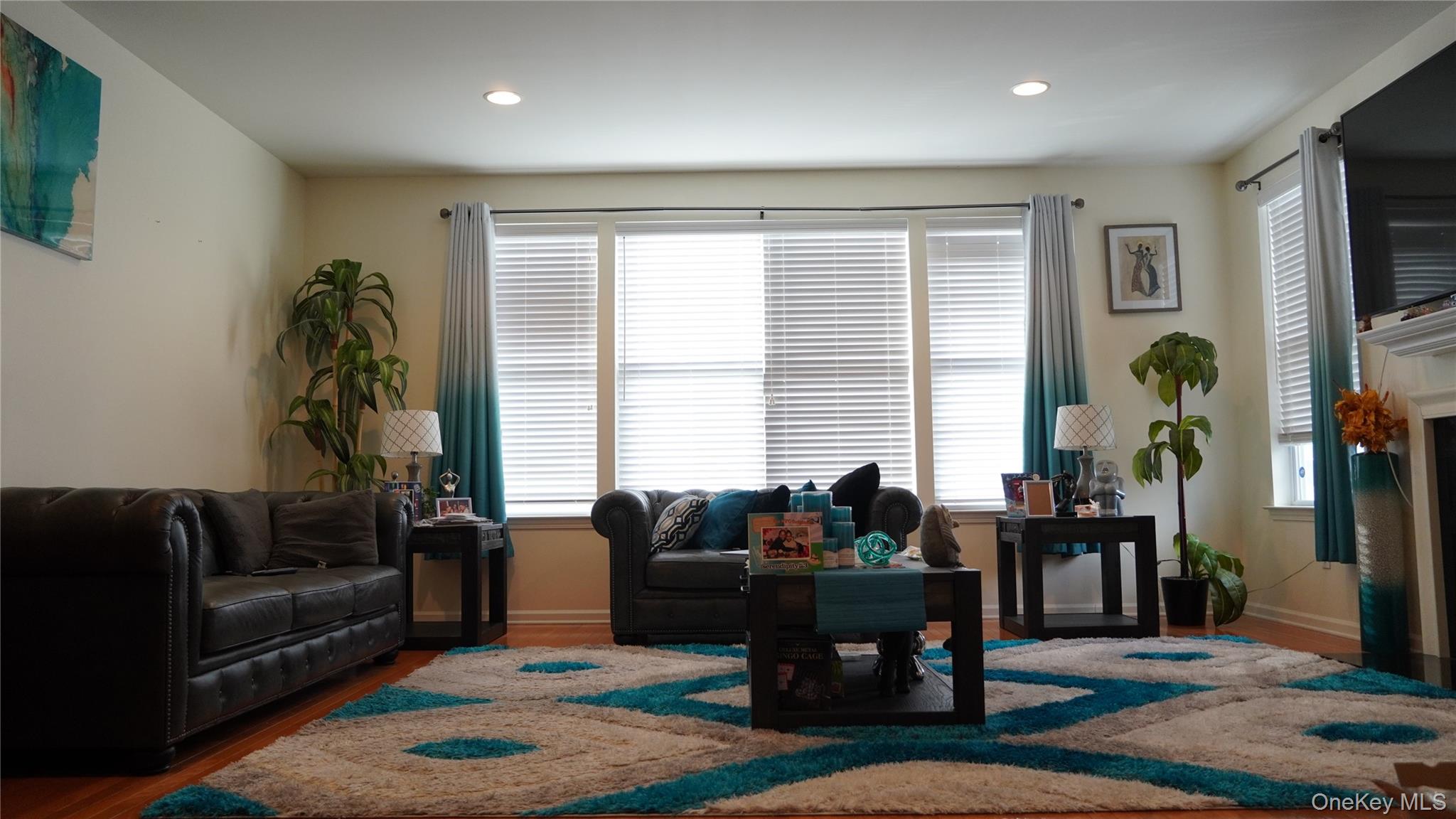 #6 photo, 1402 Hawthorn Way, New Windsor , NY 12553