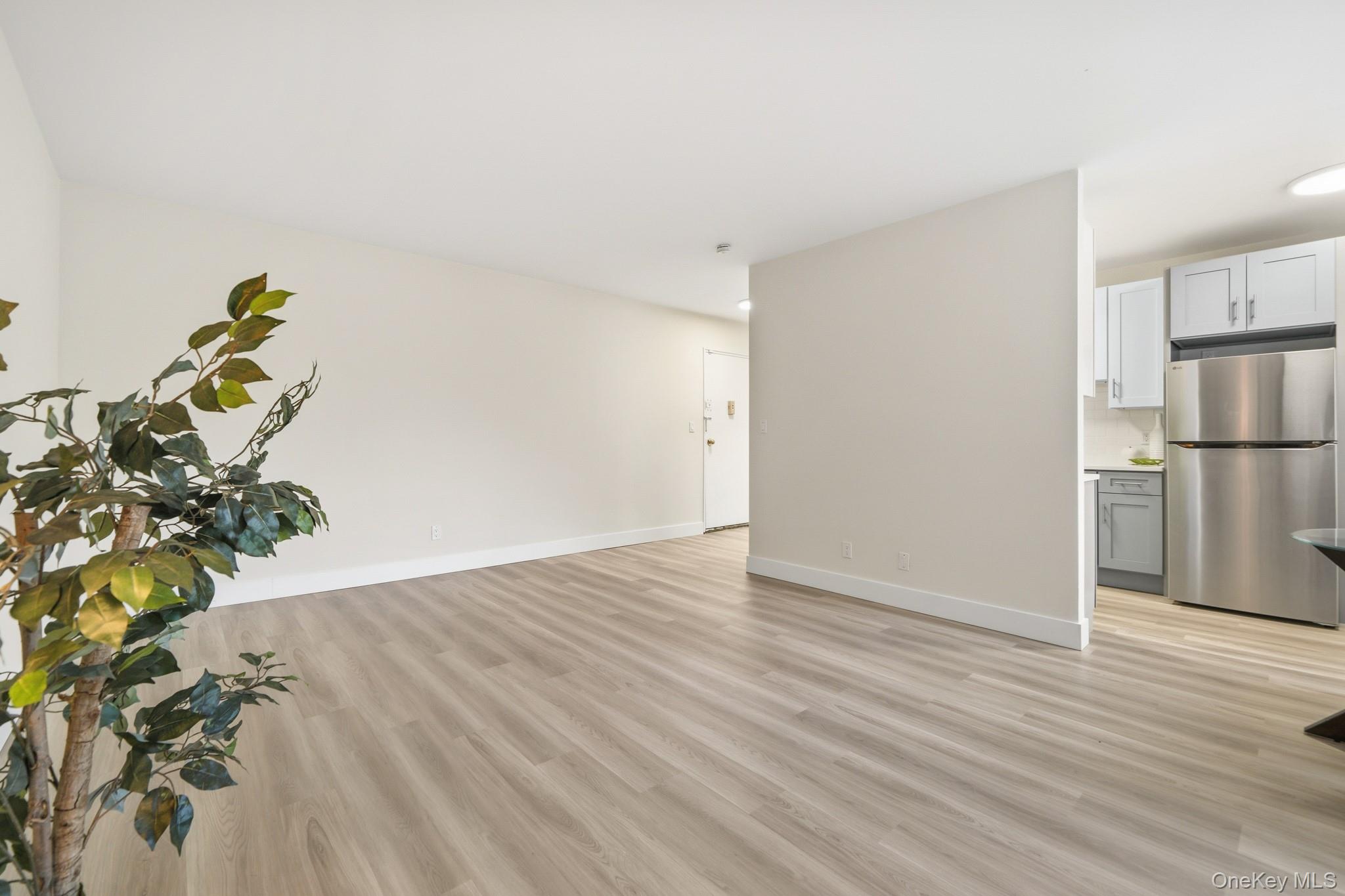 #12 photo, 1111 Midland Avenue, 브롱크스 Bronxville , NY 10708