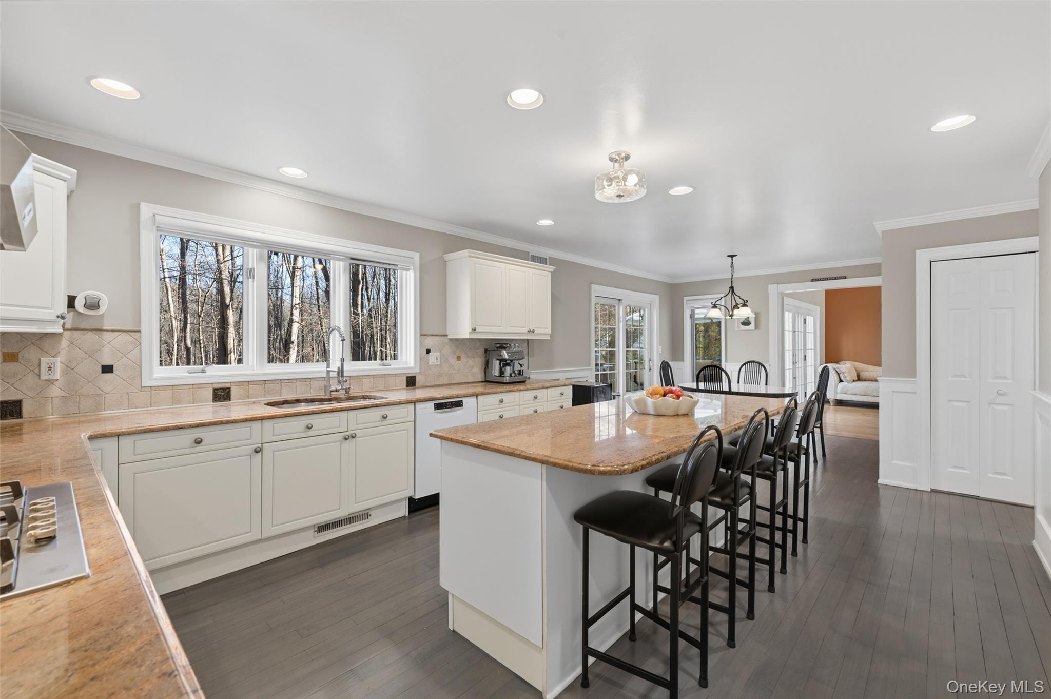 #12 photo, 1400 Chatham Lane, Yorktown Heights , NY 10598