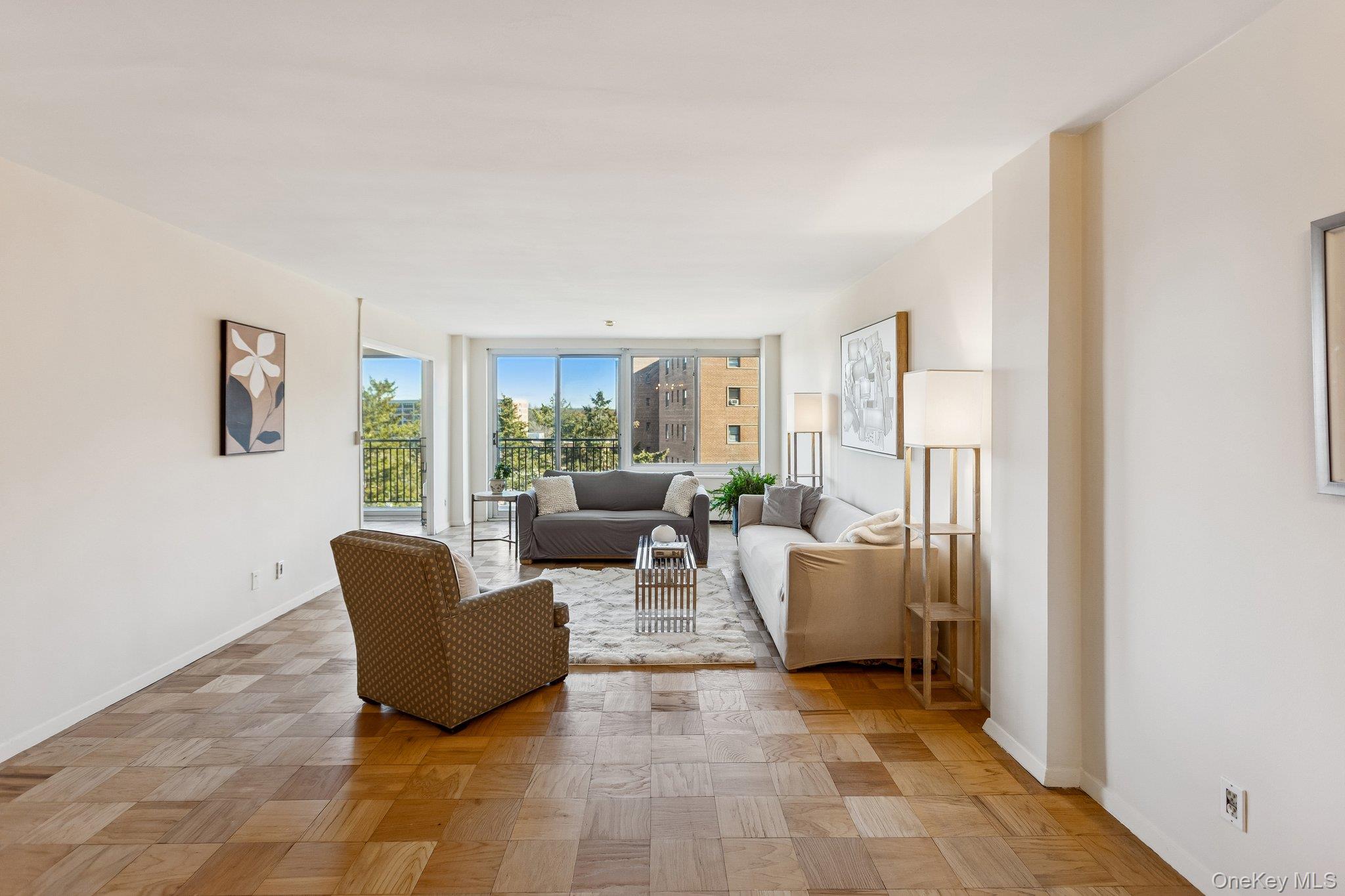 #3 photo, 20 Old Mamaroneck Road, White Plains , NY 10605