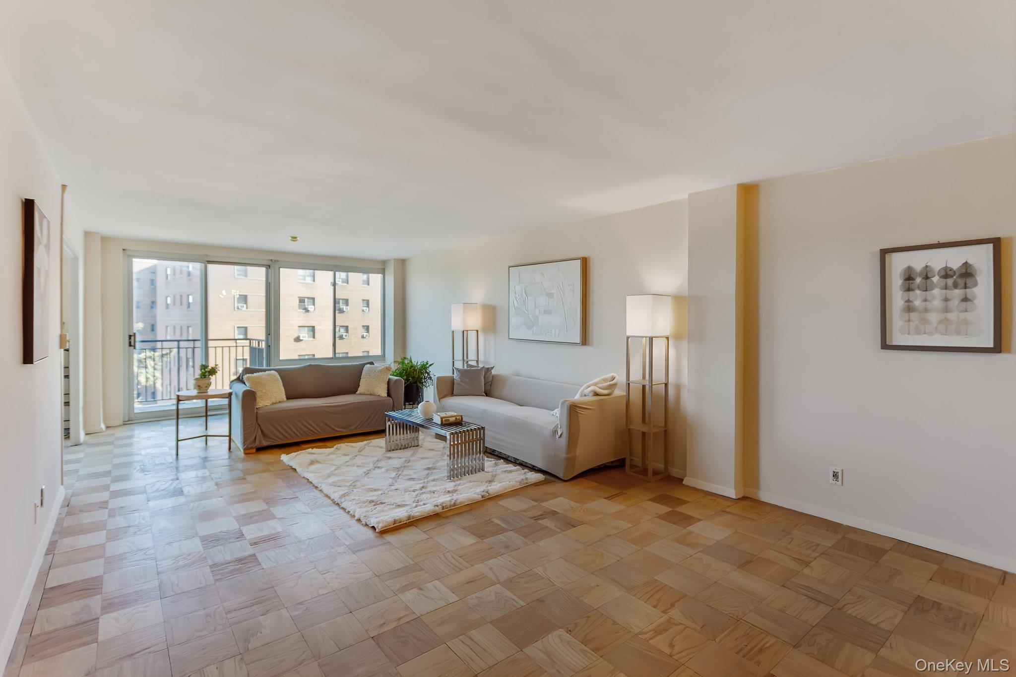 #6 photo, 20 Old Mamaroneck Road, White Plains , NY 10605