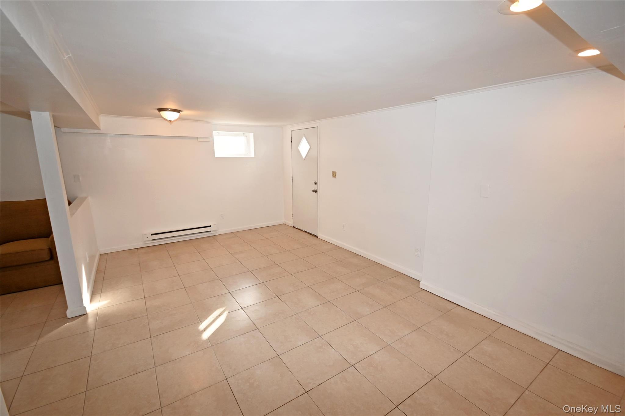 #13 photo, 1047 N 7th Street, North New Hyde Park , NY 11040