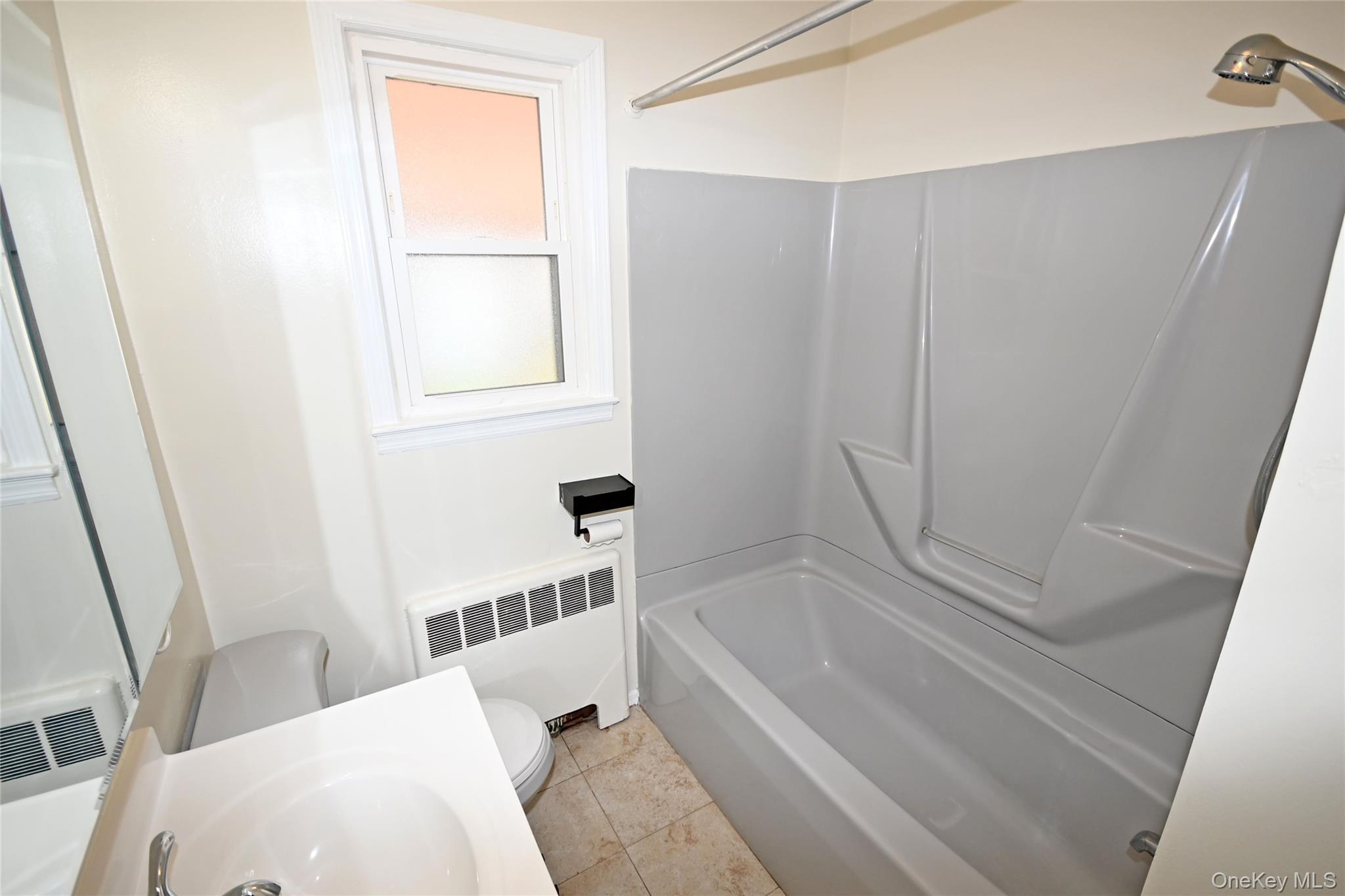 #7 photo, 1047 N 7th Street, North New Hyde Park , NY 11040