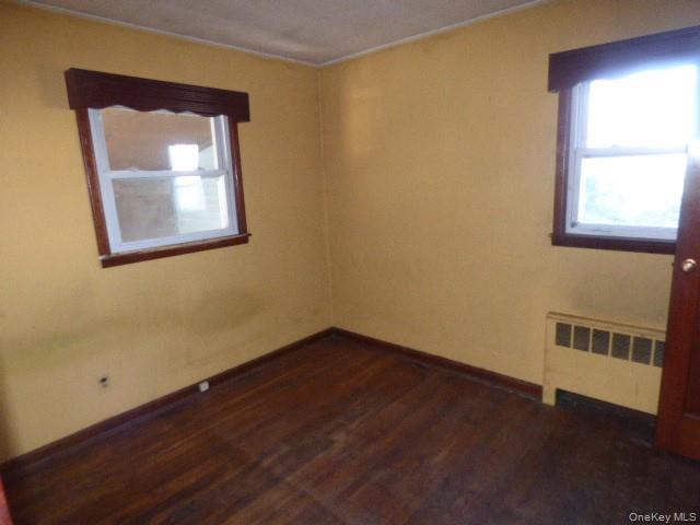 #8 photo, 35 Gardner Avenue, Hicksville , NY 11801