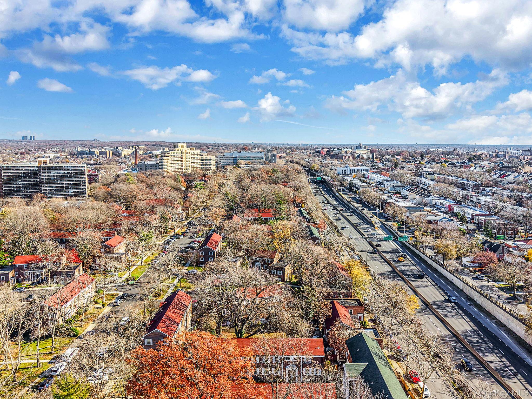 #18 photo, 144-66 Village Road, קווינס Briarwood , NY 11435