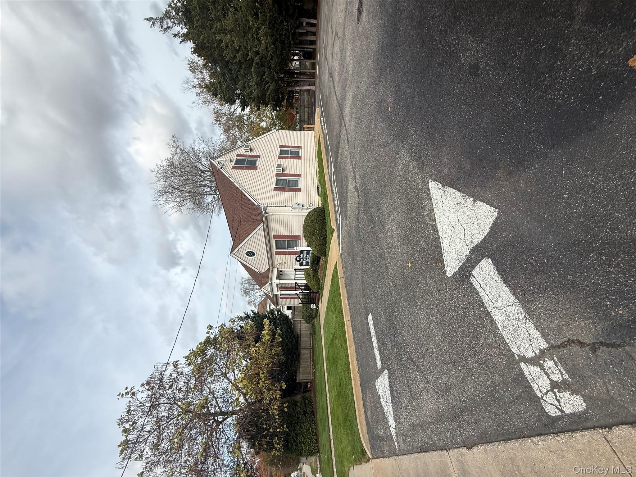 #2 photo, 420 Osborn Avenue, 东长岛 Riverhead , NY 11901