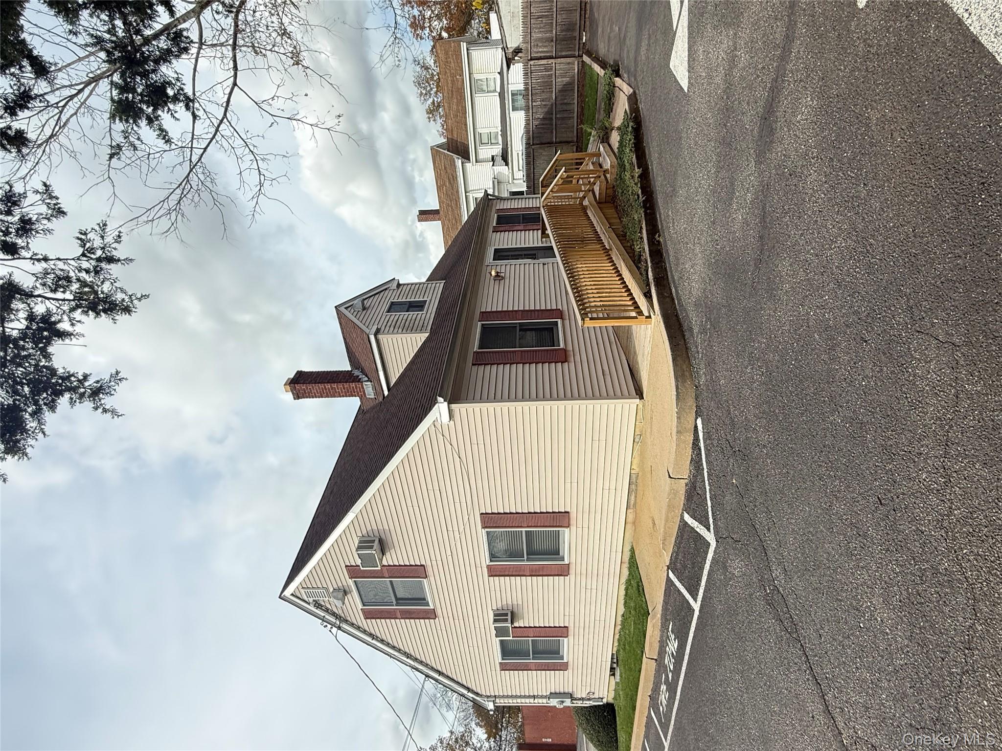 #3 photo, 420 Osborn Avenue, 东长岛 Riverhead , NY 11901