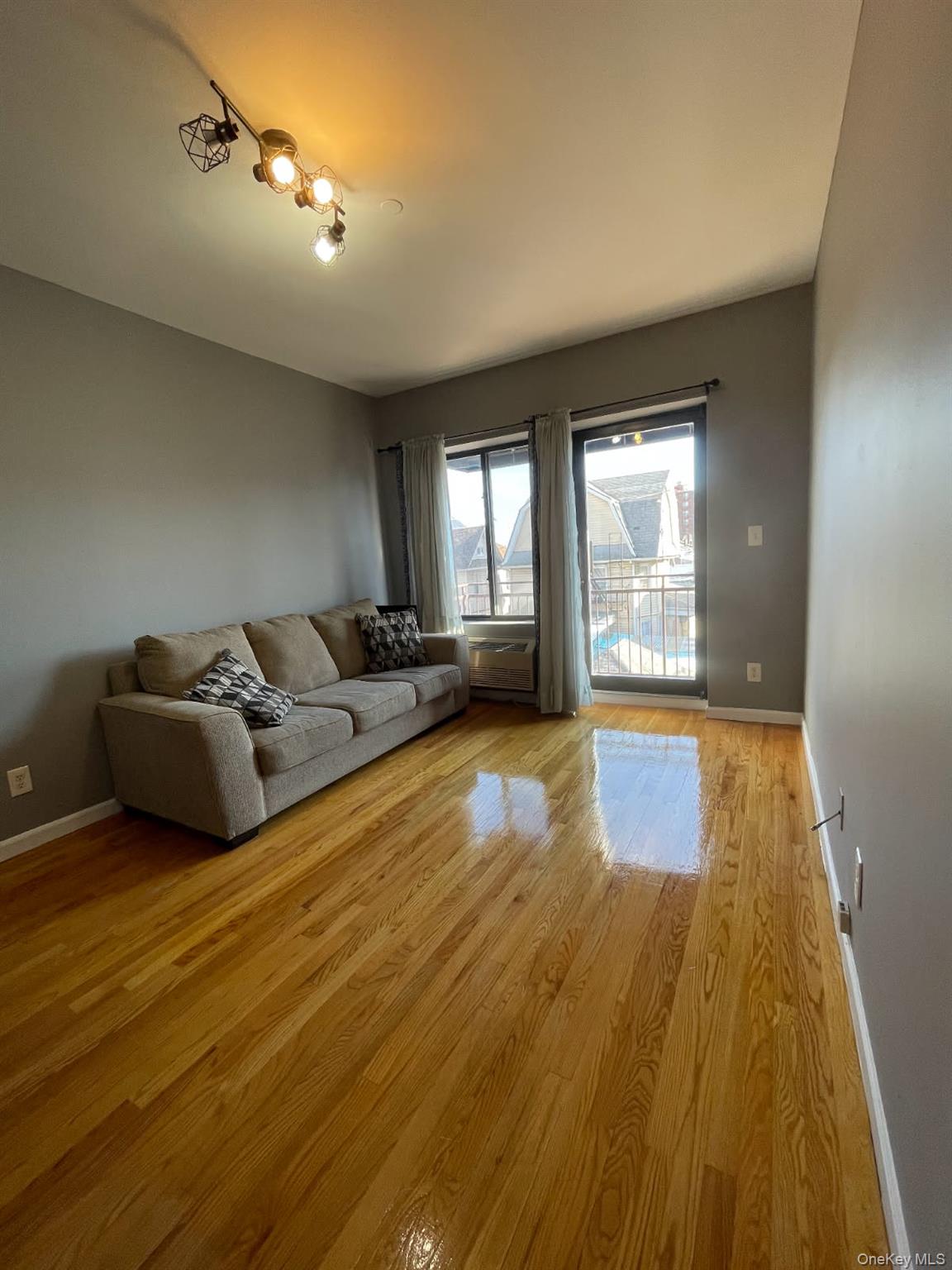 #7 photo, 175-24 89th Avenue, كوينز Jamaica , NY 11432