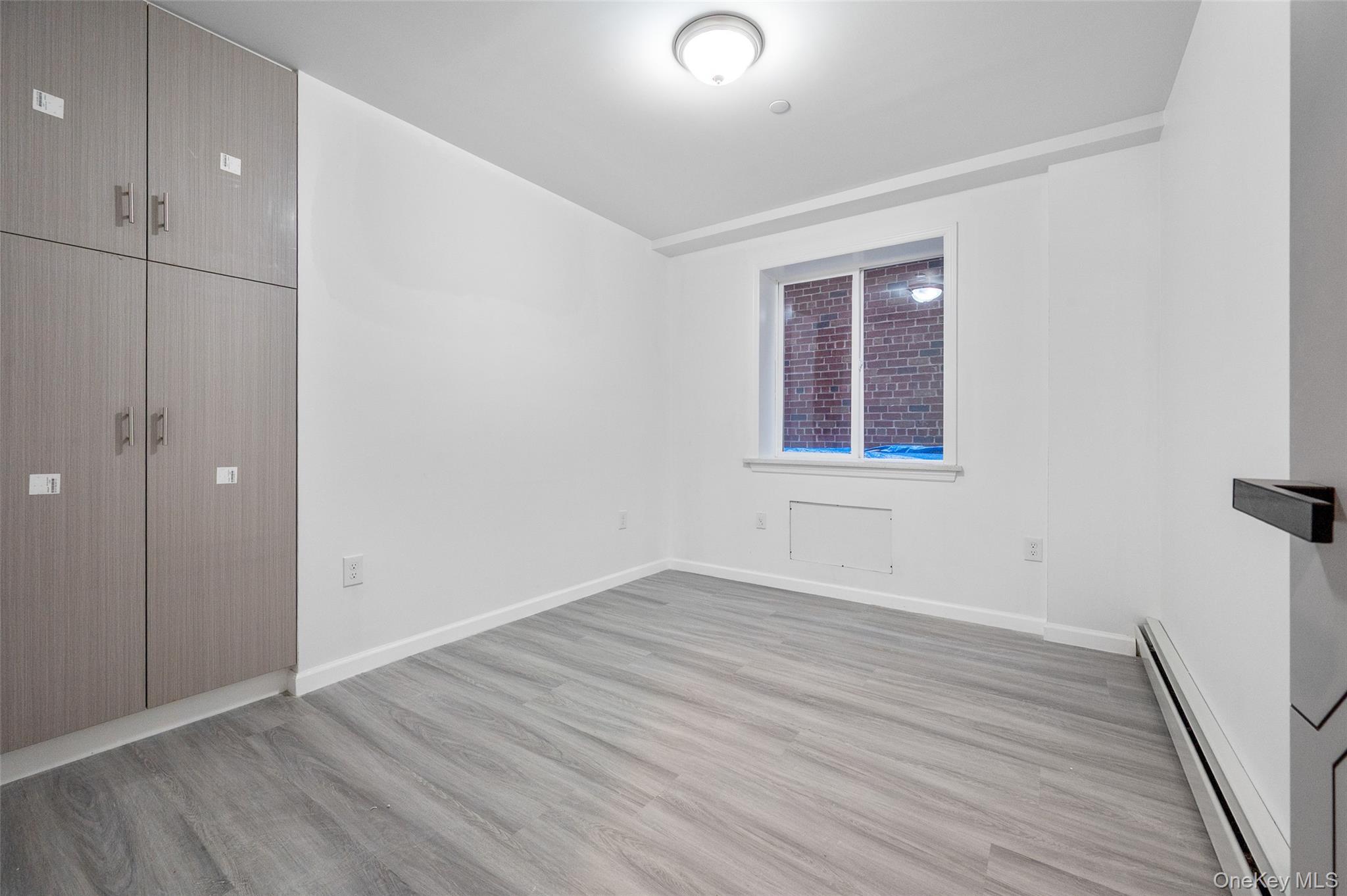 #12 photo, 66-17 Clinton Avenue, कुईंस Maspeth , NY 11378