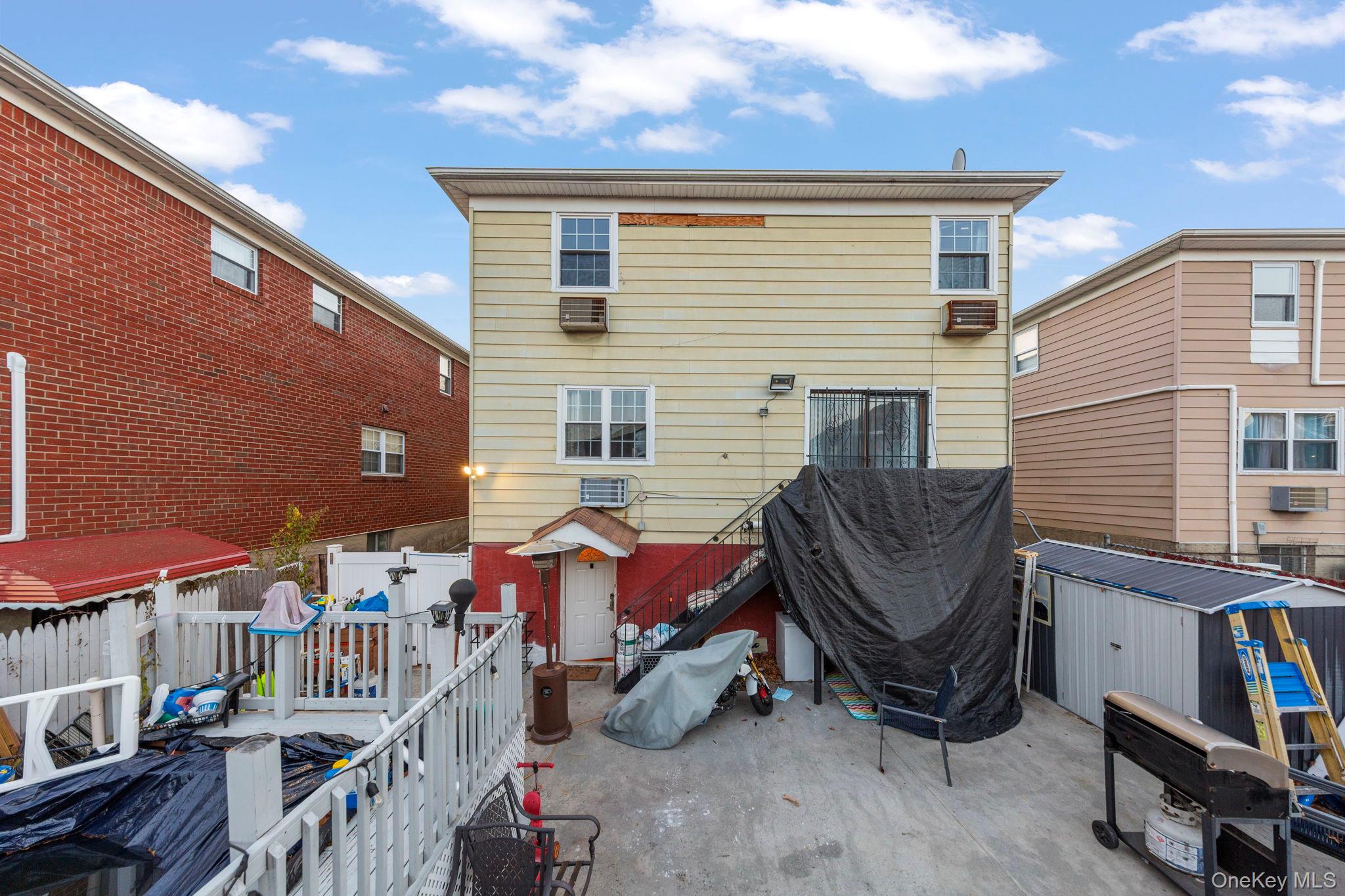 #19 photo, 40-25 221st Street, Куинс ‖ Bayside , NY 11361