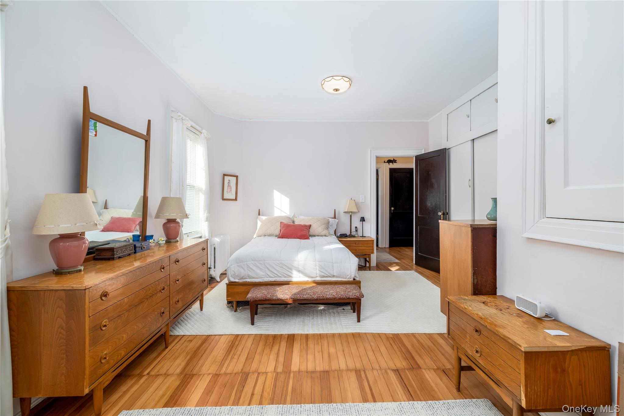 #13 photo, 232 Sherman Street, 롱 아일랜드 Lynbrook , NY 11563