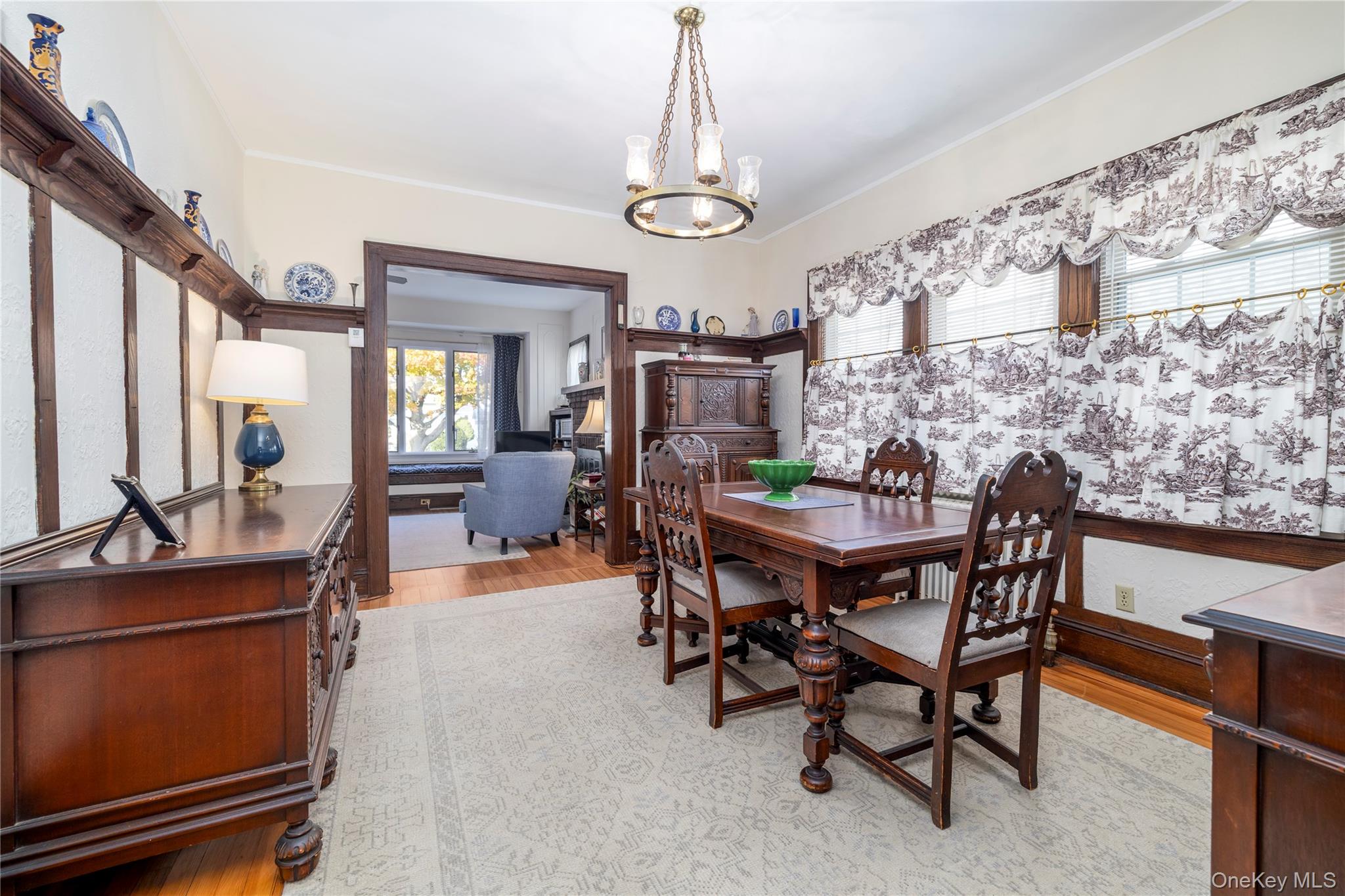 #8 photo, 232 Sherman Street, 롱 아일랜드 Lynbrook , NY 11563