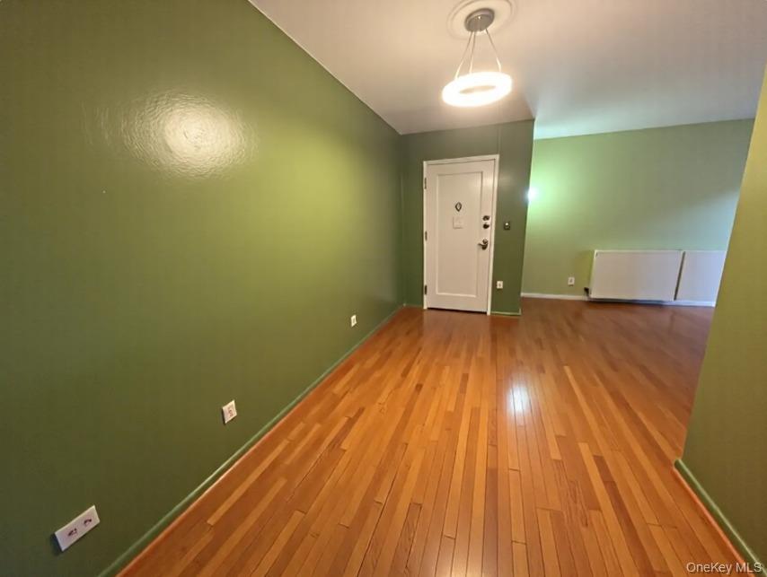 #2 photo, 32-23 91st Street, קווינס East Elmhurst , NY 11369