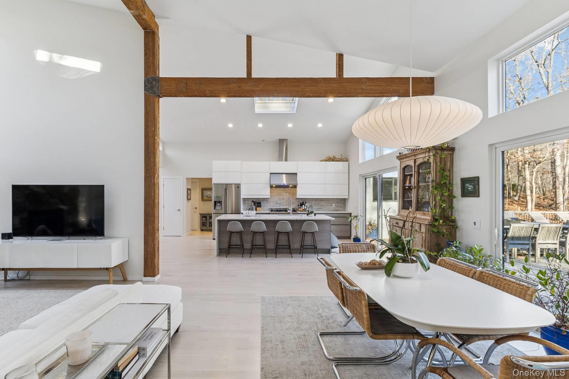 #10 photo, 56 N Woods Lane, 롱 아일랜드 East Hampton , NY 11937